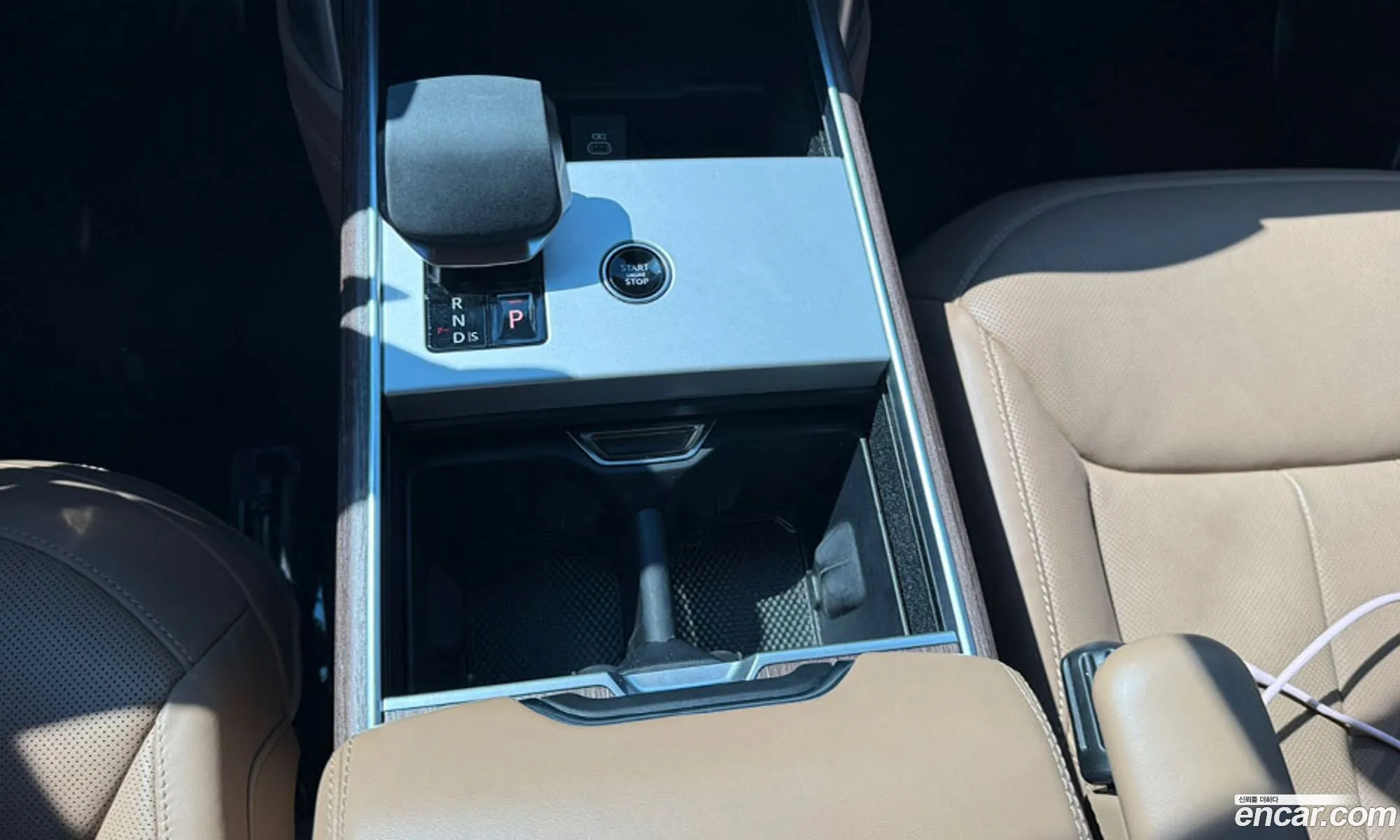 Land Rover Range Rover 2024 — 3