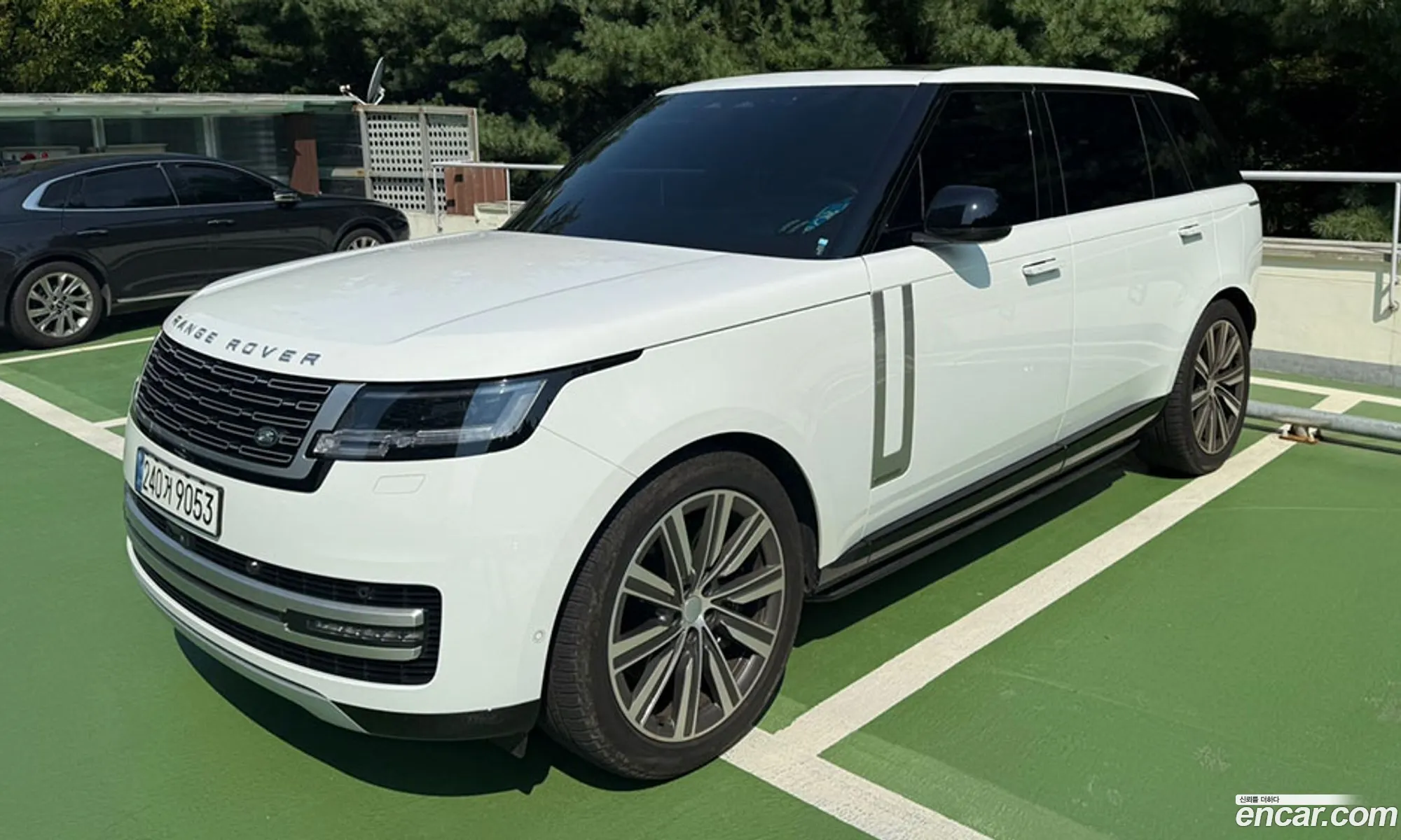 Land Rover Range Rover 2024 — 14