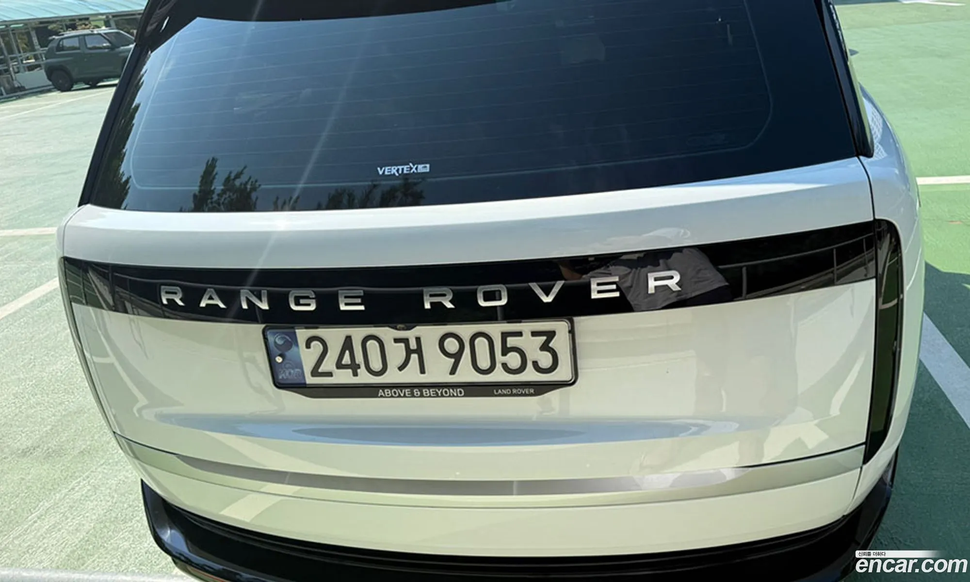 Land Rover Range Rover 2024 — 12