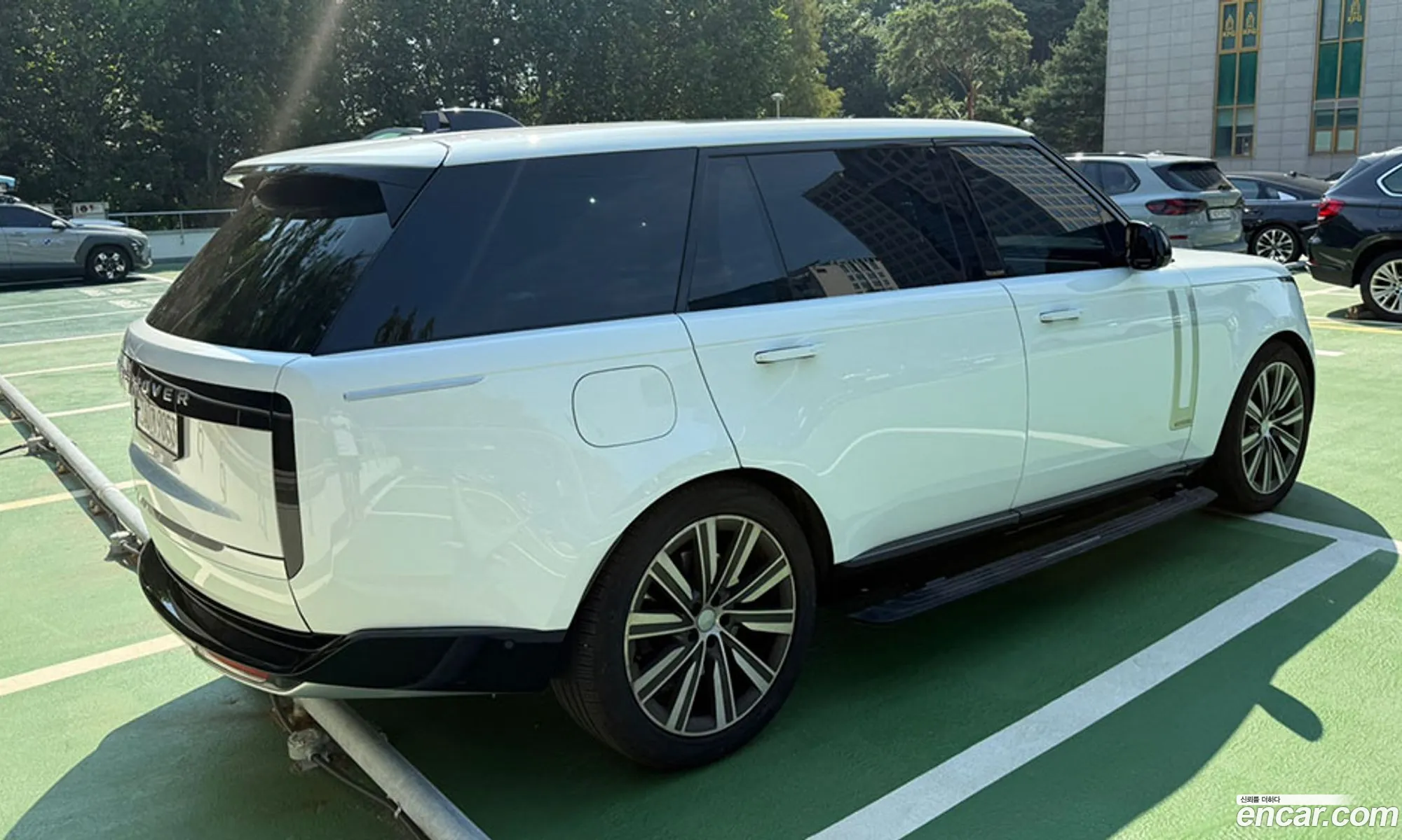Land Rover Range Rover 2024 — 7