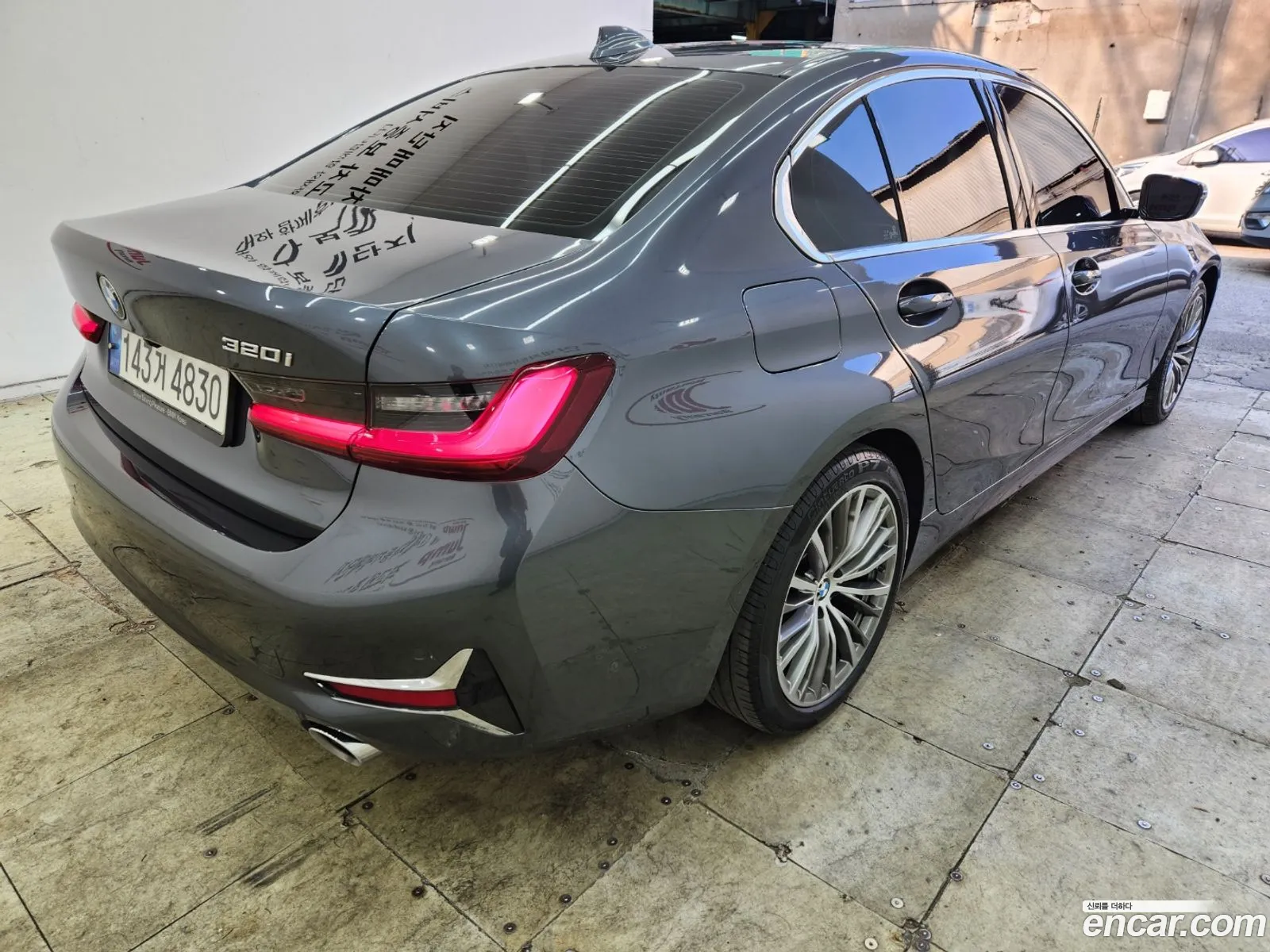 BMW 3 Series 2021 — 20