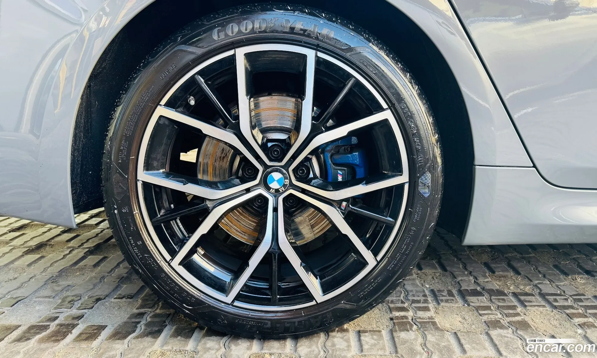 BMW 5 Series 2022 — 2