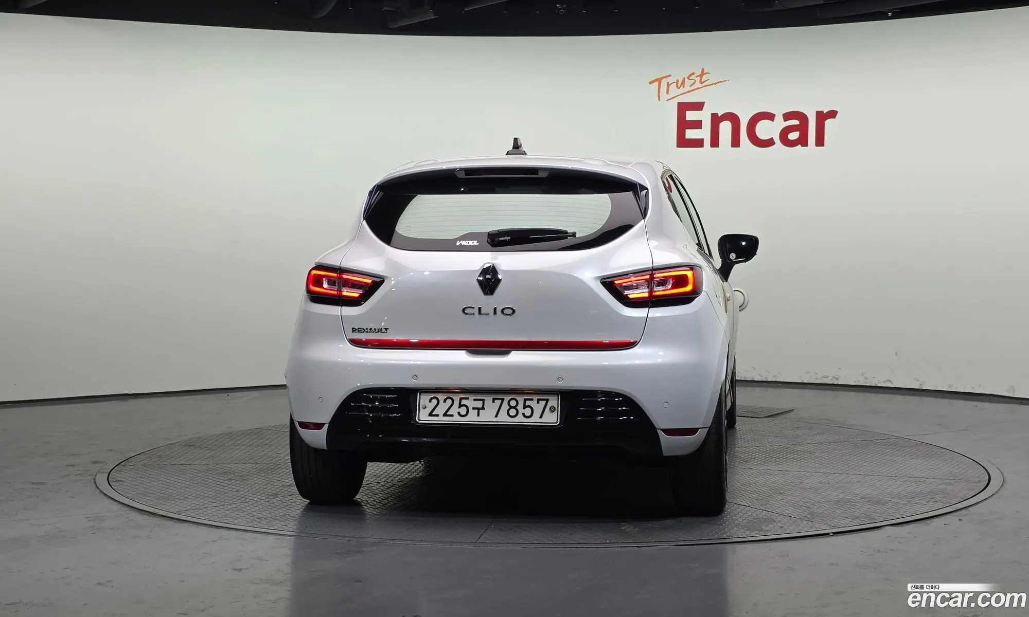 Renault Korea (Samsung) Clio 2019 — 18