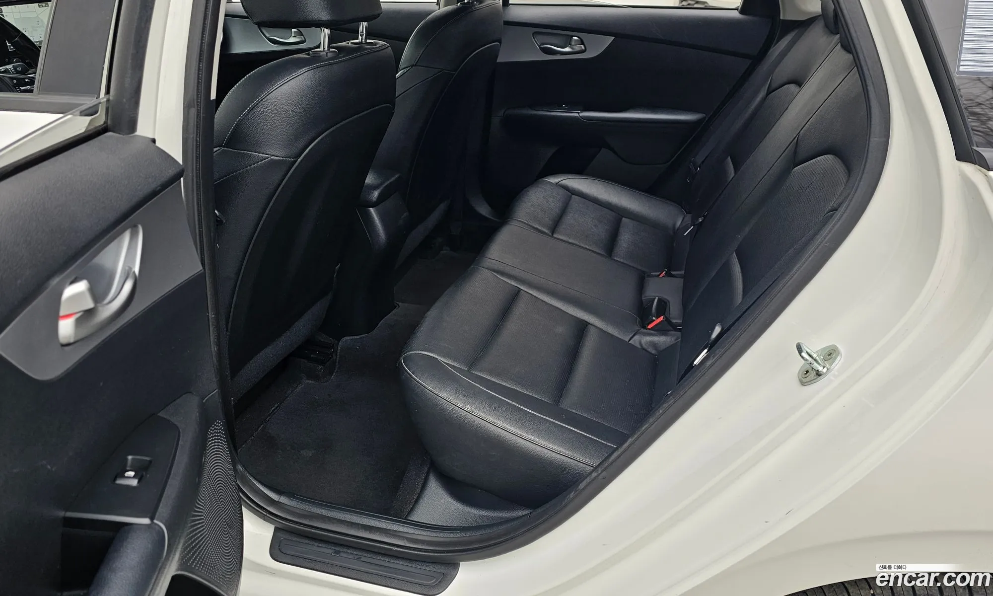 Kia K3 2021 — 10