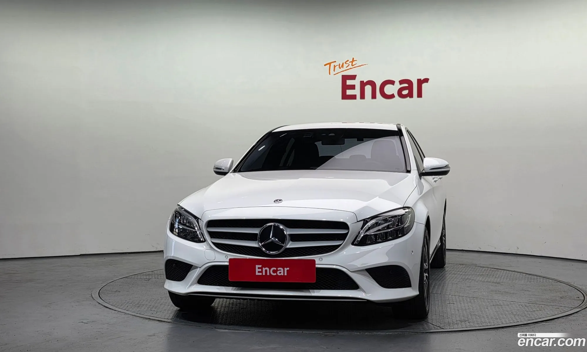 Mercedes-Benz C-Class W205 2019 — 18
