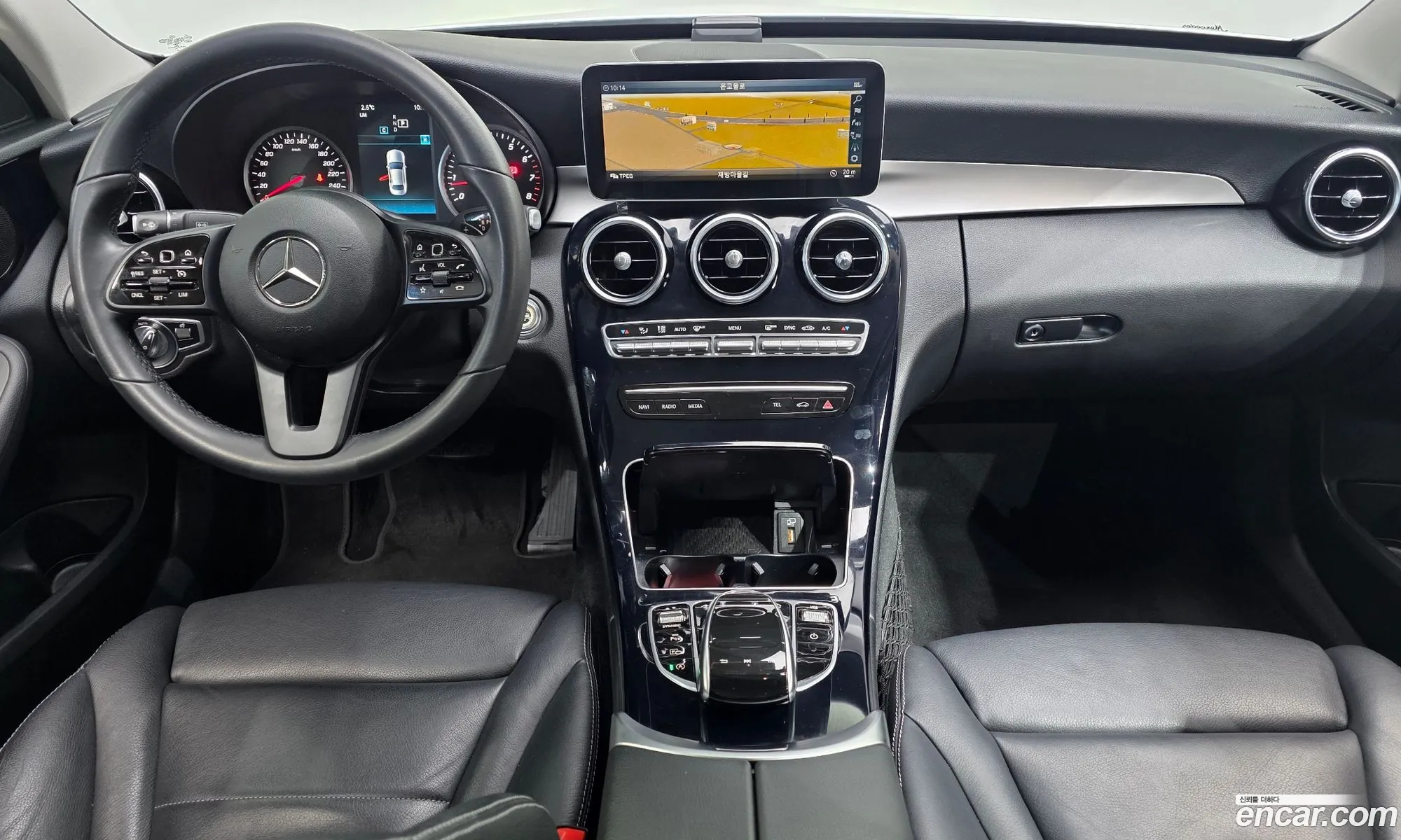 Mercedes-Benz C-Class W205 2019 — 16
