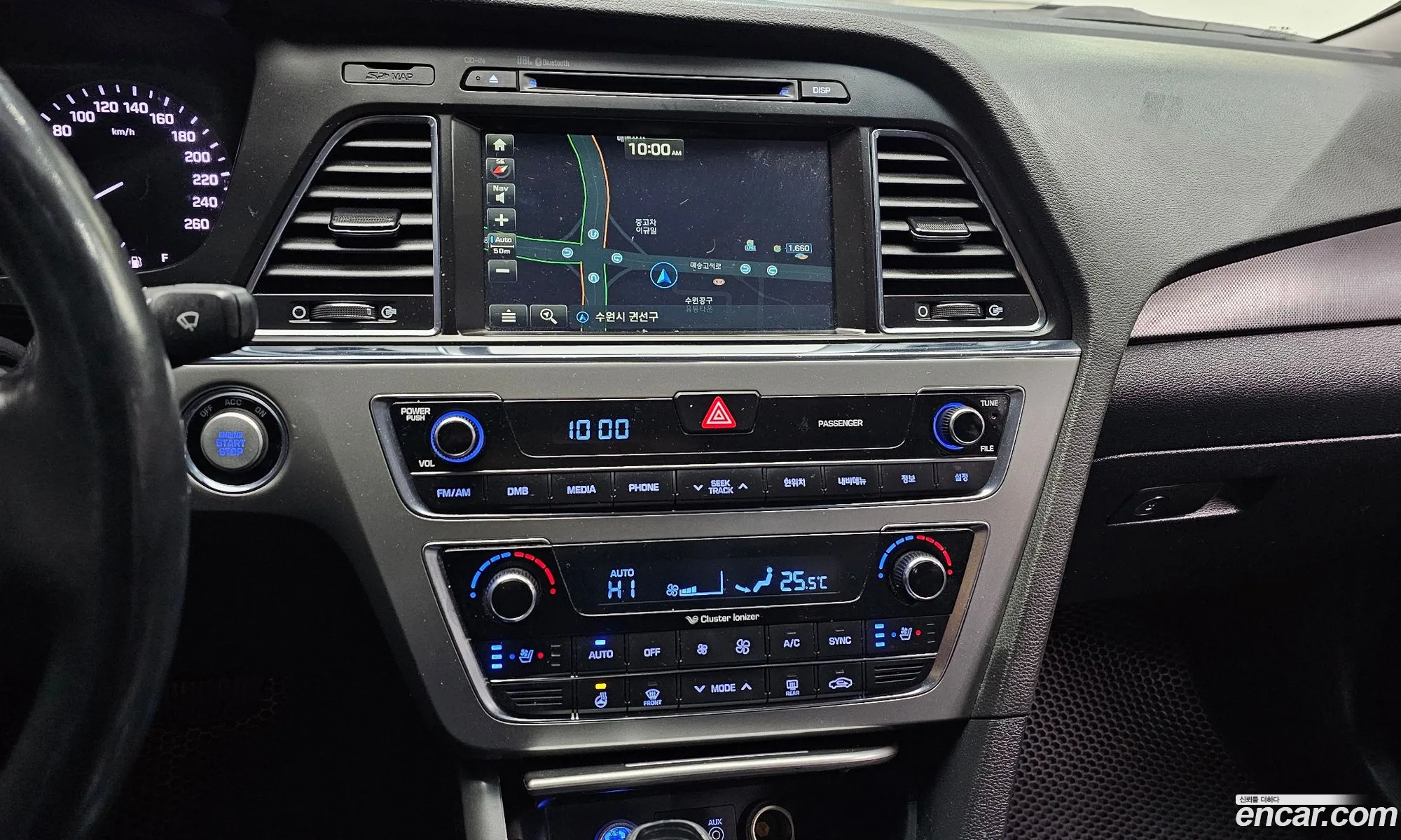 Hyundai LF Sonata 2014 — 17