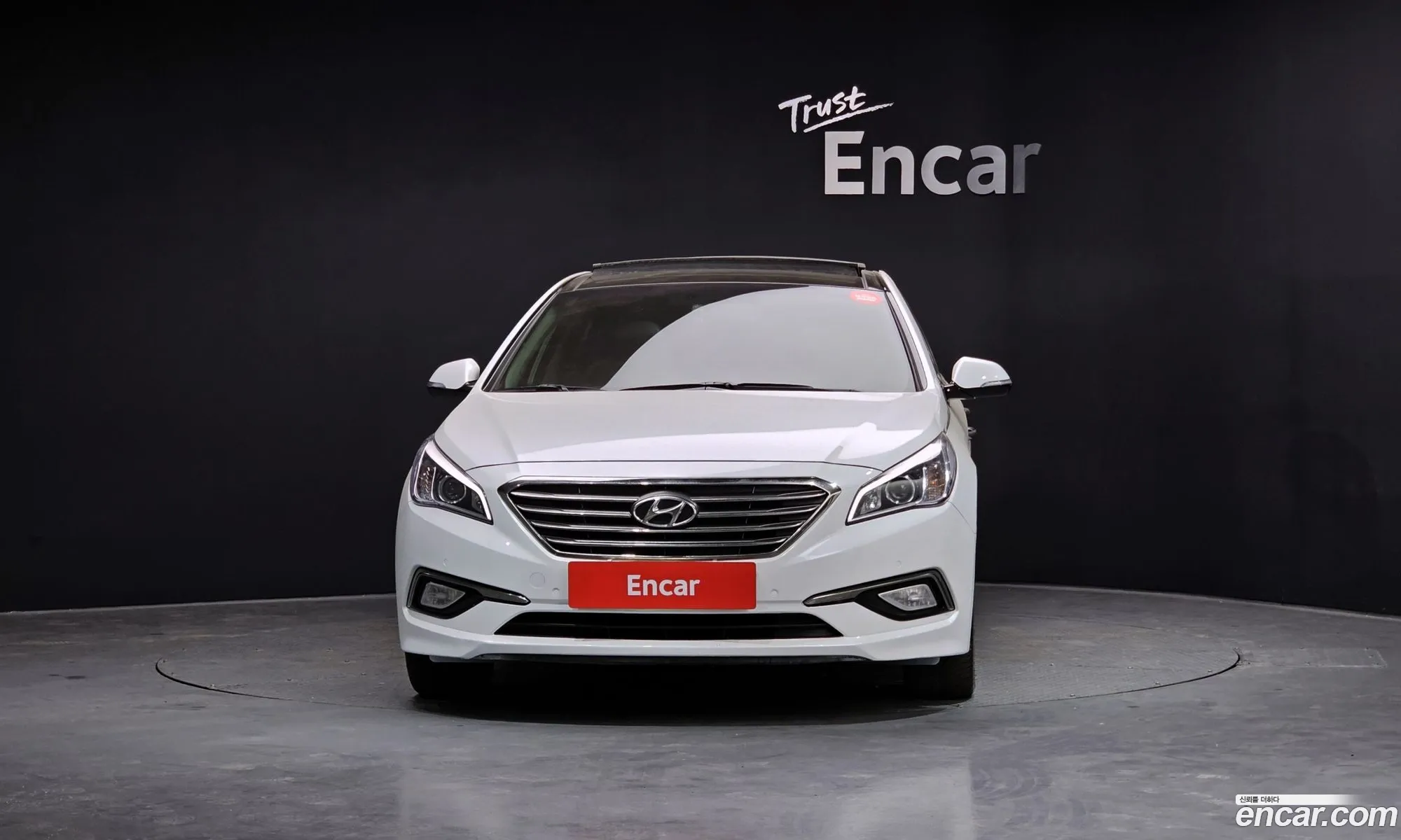 Hyundai LF Sonata 2014 — 10
