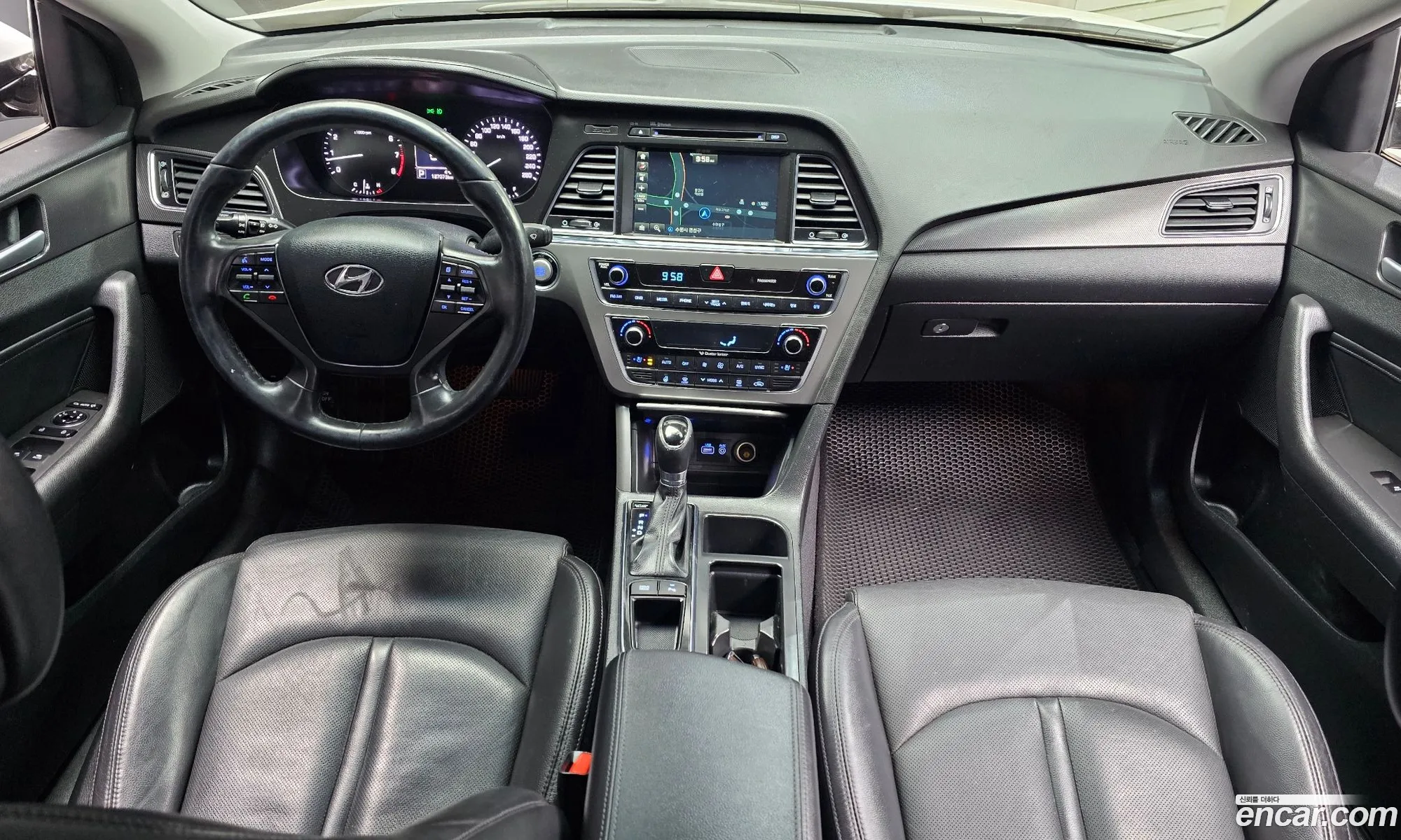 Hyundai LF Sonata 2014 — 14