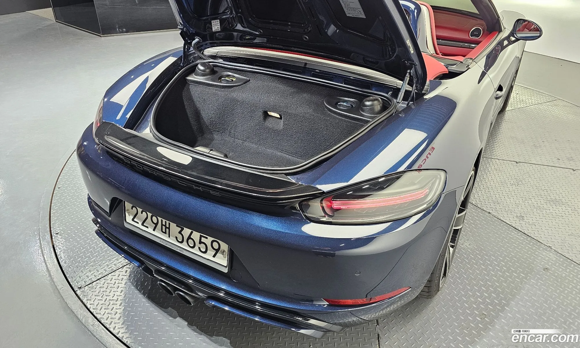 Porsche 718 Boxster 2019 WP0CB298XKS228588 — 4