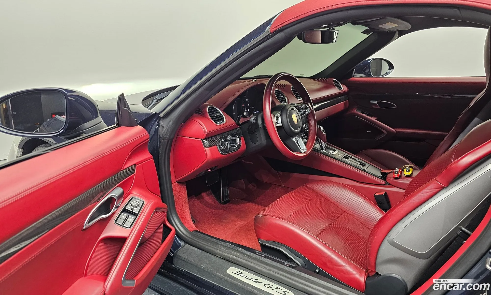 Porsche 718 Boxster 2019 WP0CB298XKS228588 — 3