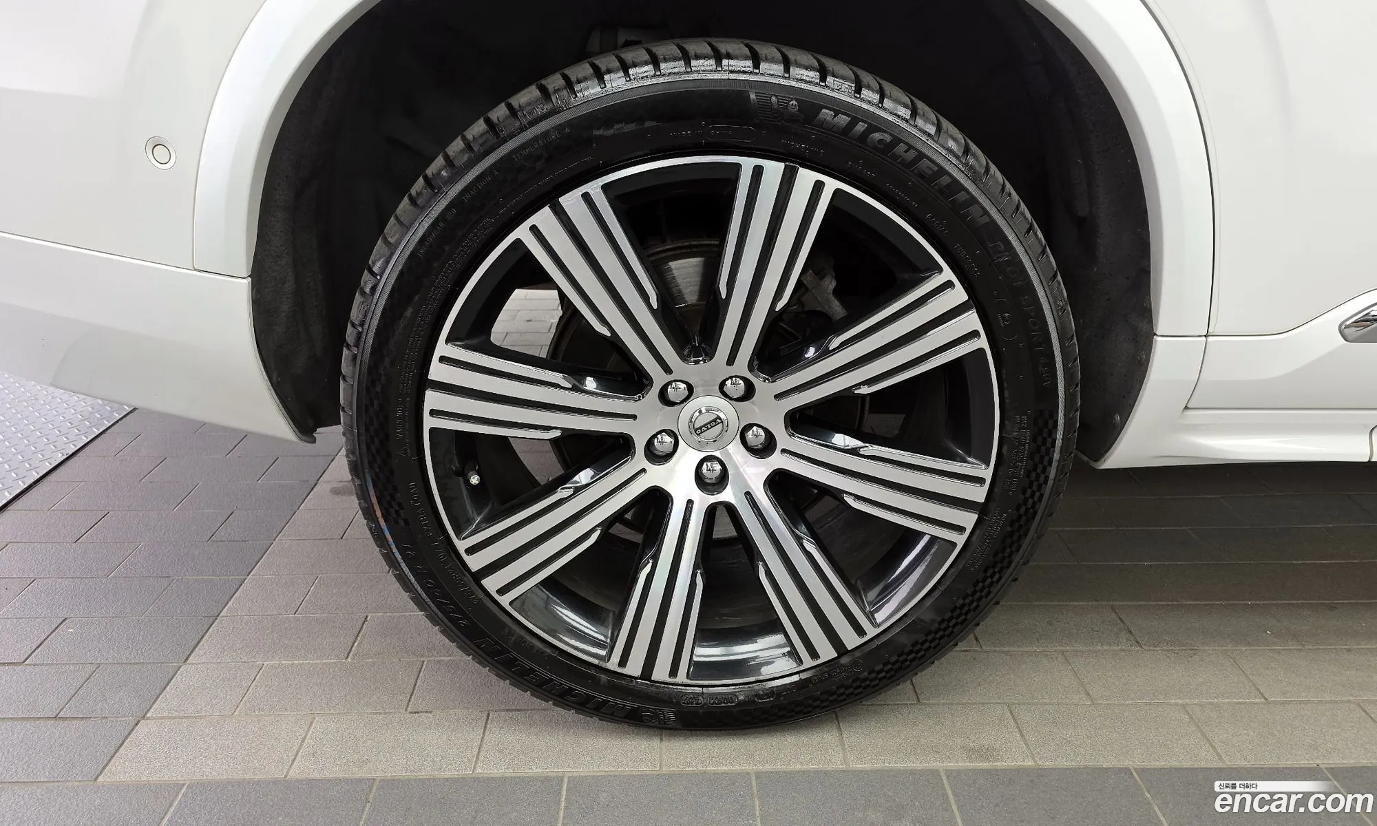 Volvo XC90 2021 YV1LF062CM1768932 — 14