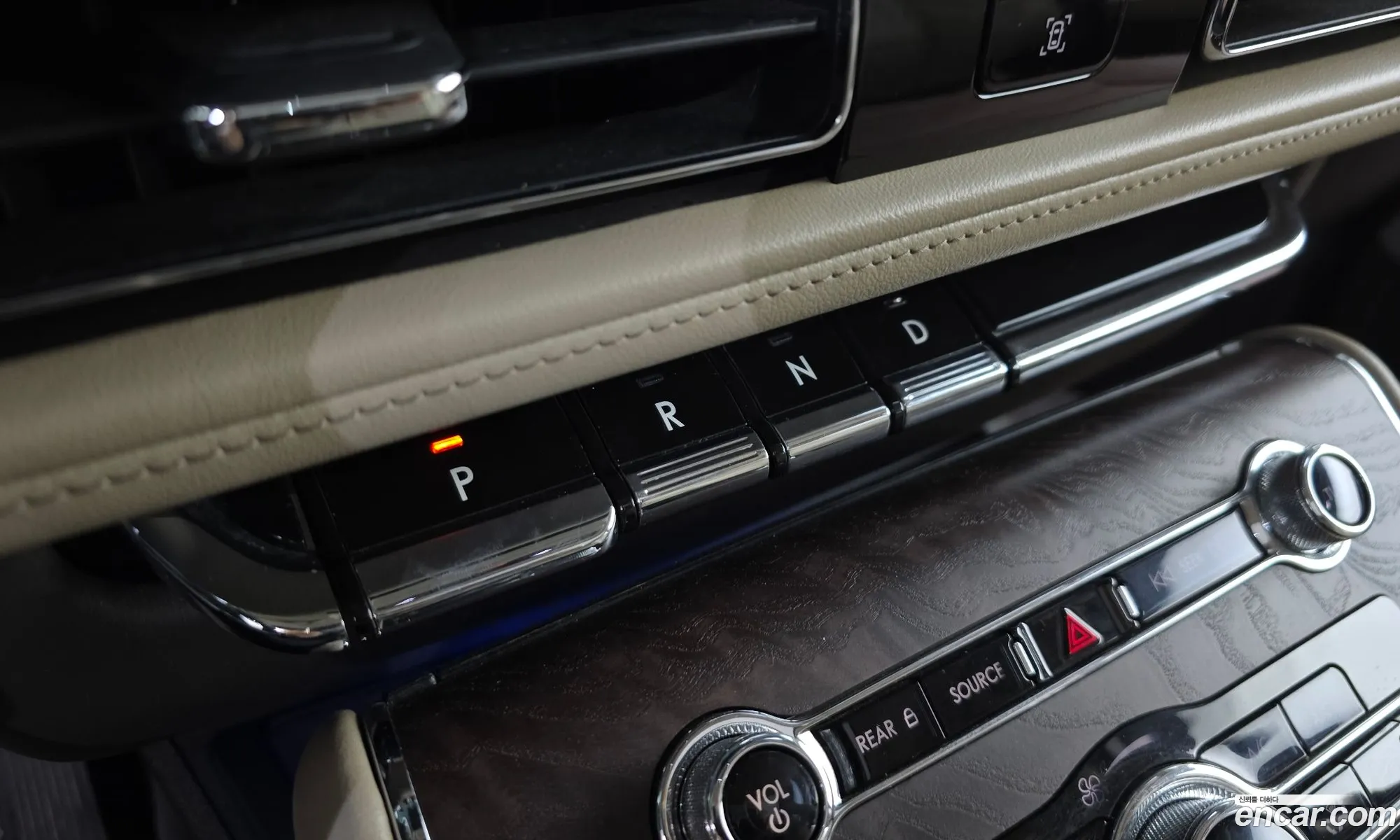 Lincoln Aviator 2021 — 13