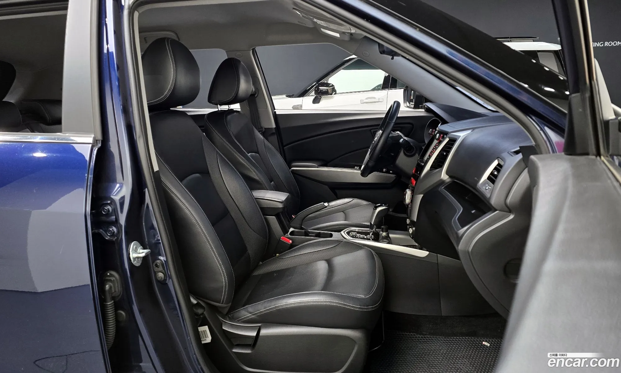 KG Mobility (SsangYong) Tivoli 2015 — 16