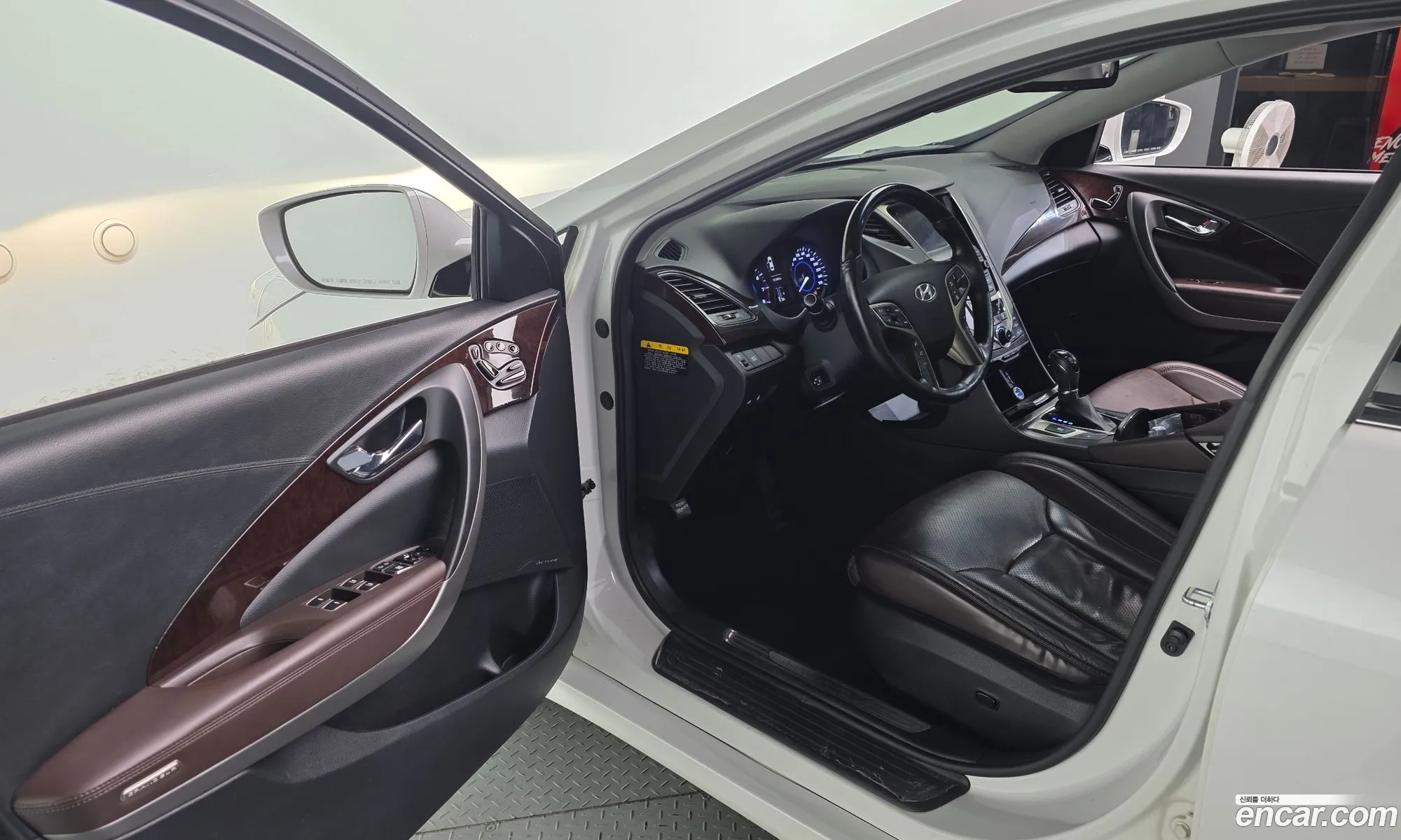Hyundai Grandeur HG 2014 — 9
