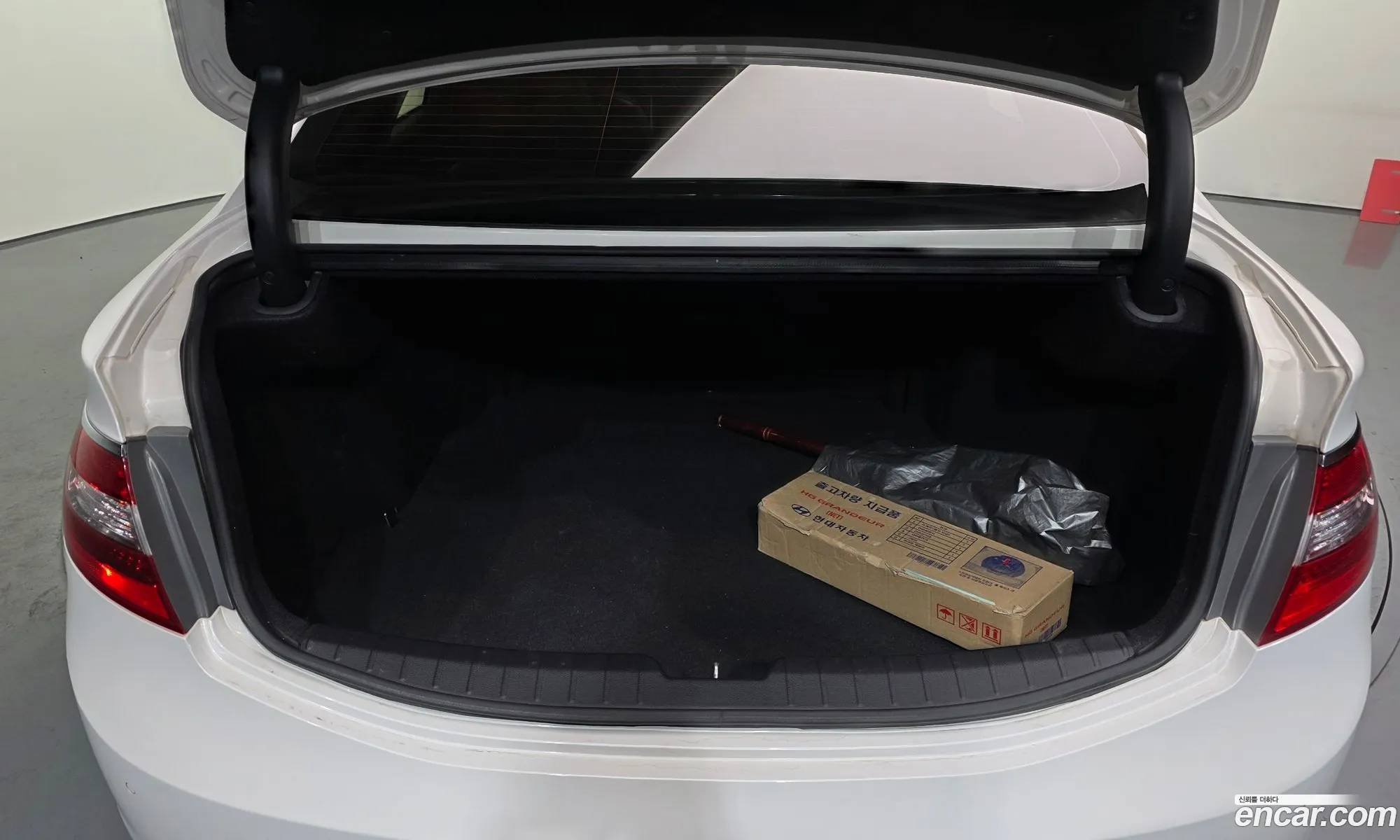 Hyundai Grandeur HG 2014 — 12