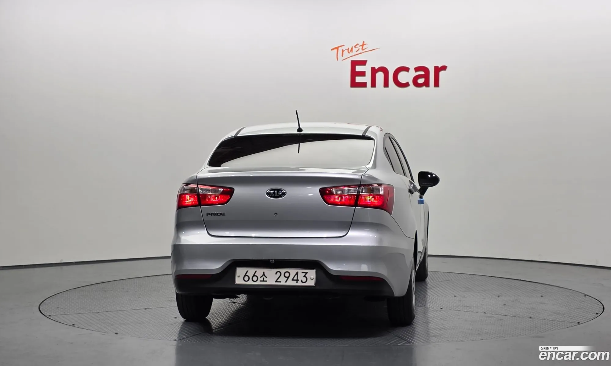 Kia Pride 2015 — 14