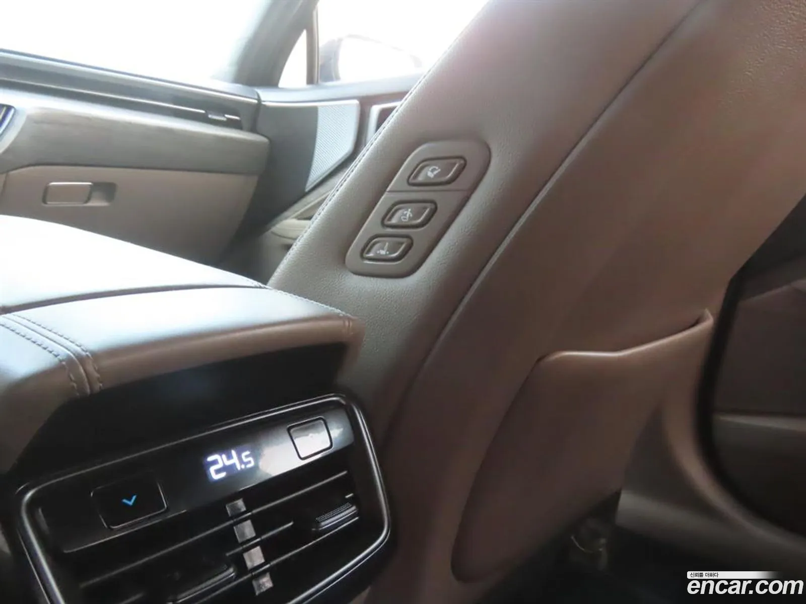 Kia K8 Hybrid 2022 — 6