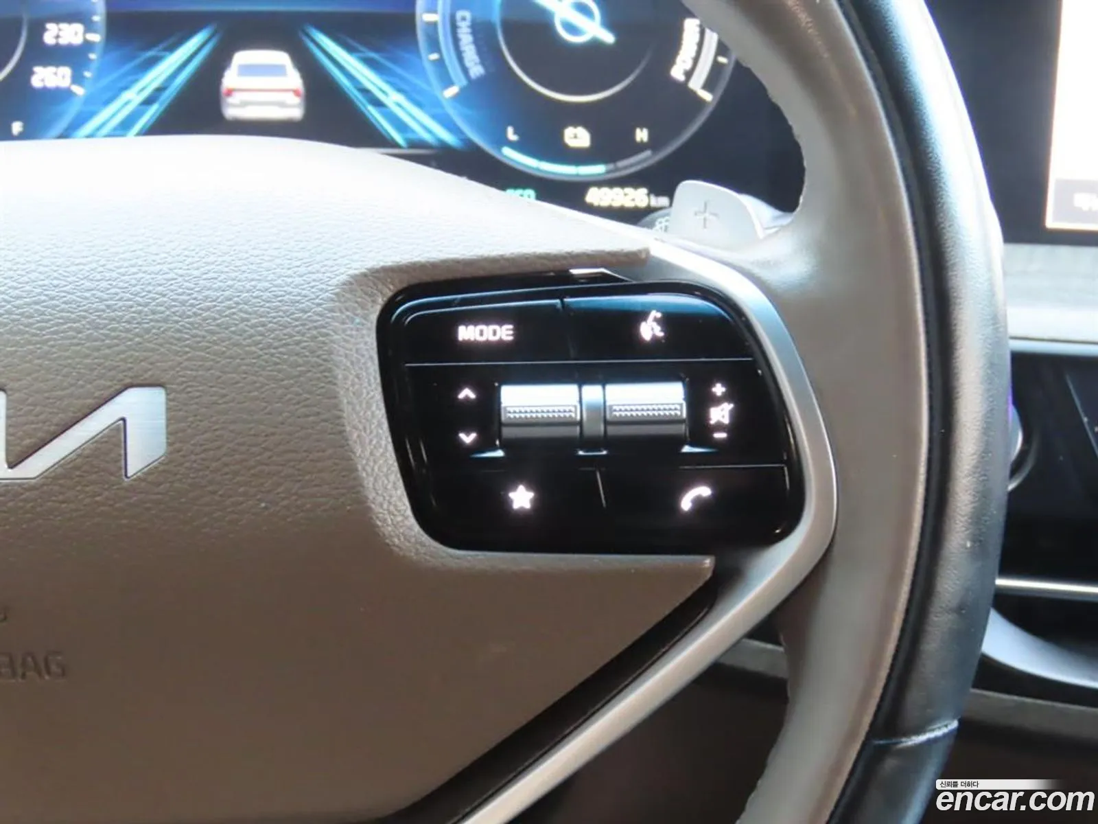 Kia K8 Hybrid 2022 — 12