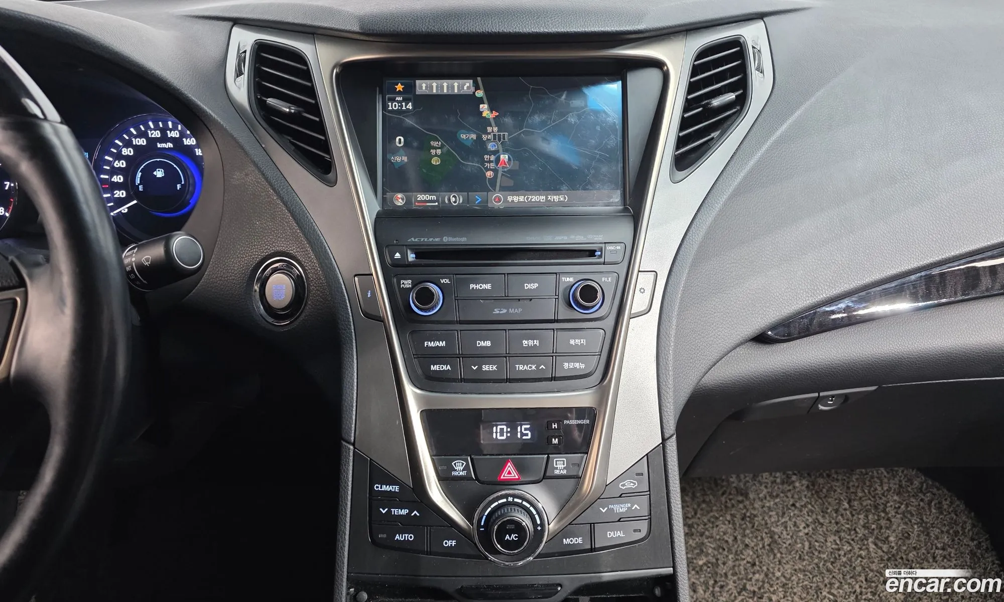 Hyundai Grandeur HG 2013 — 15