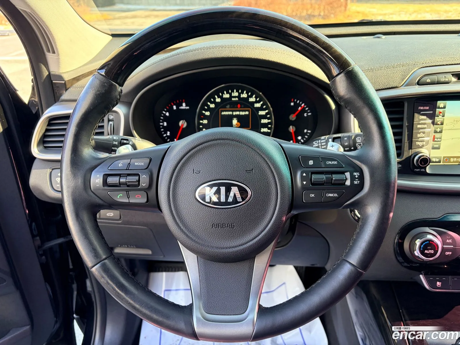 Kia Sorento 2015 — 16