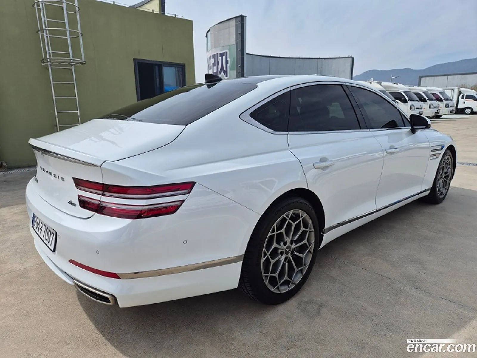 Genesis G80 2022 — 2