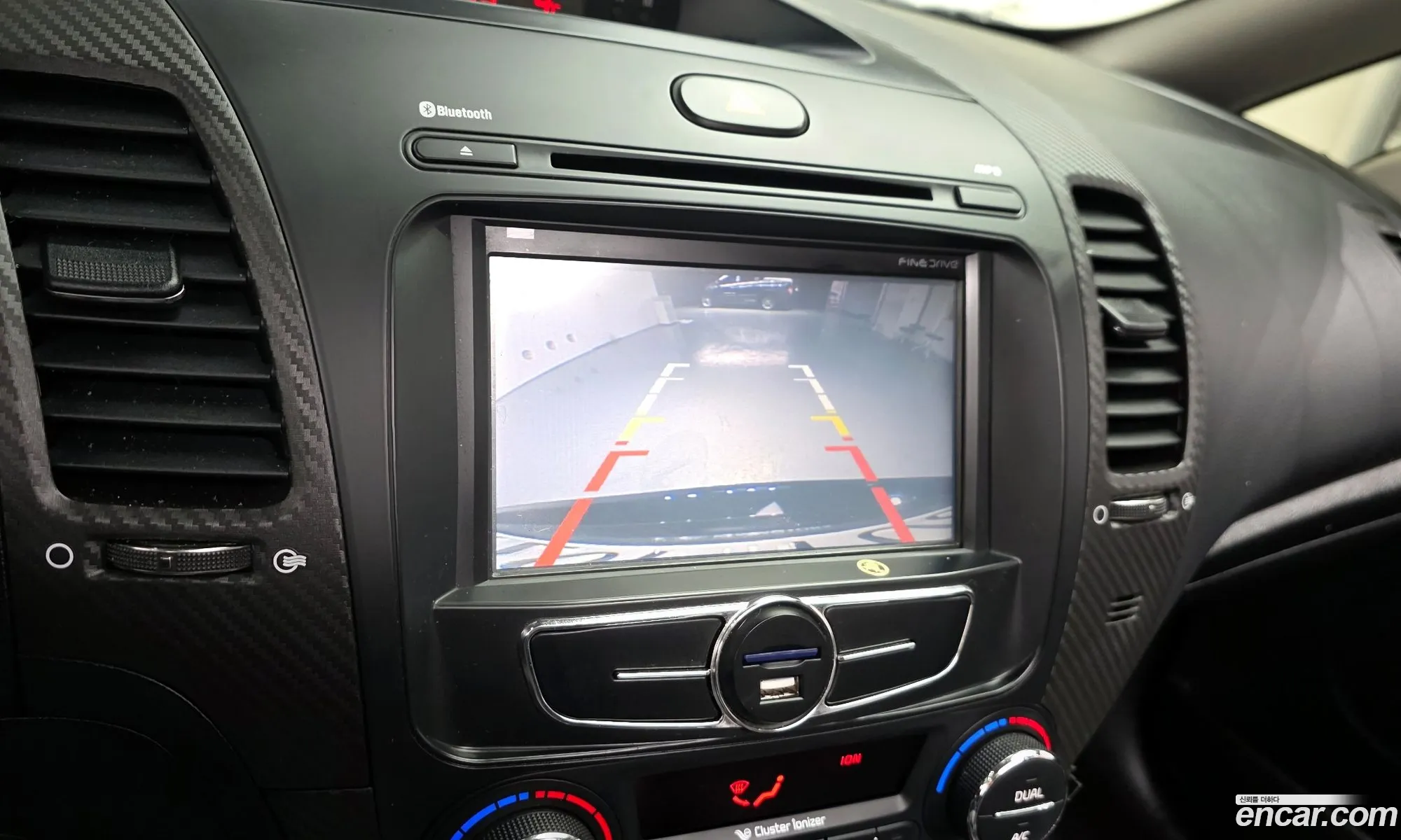 Kia K3 2013 — 13