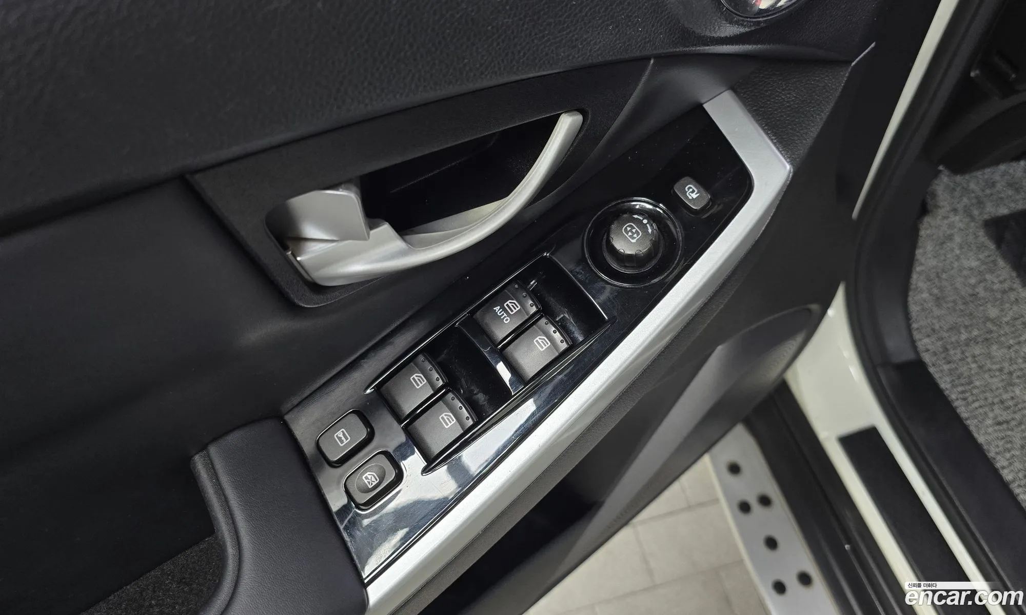 KG Mobility (SsangYong) Korando C 2016 — 10