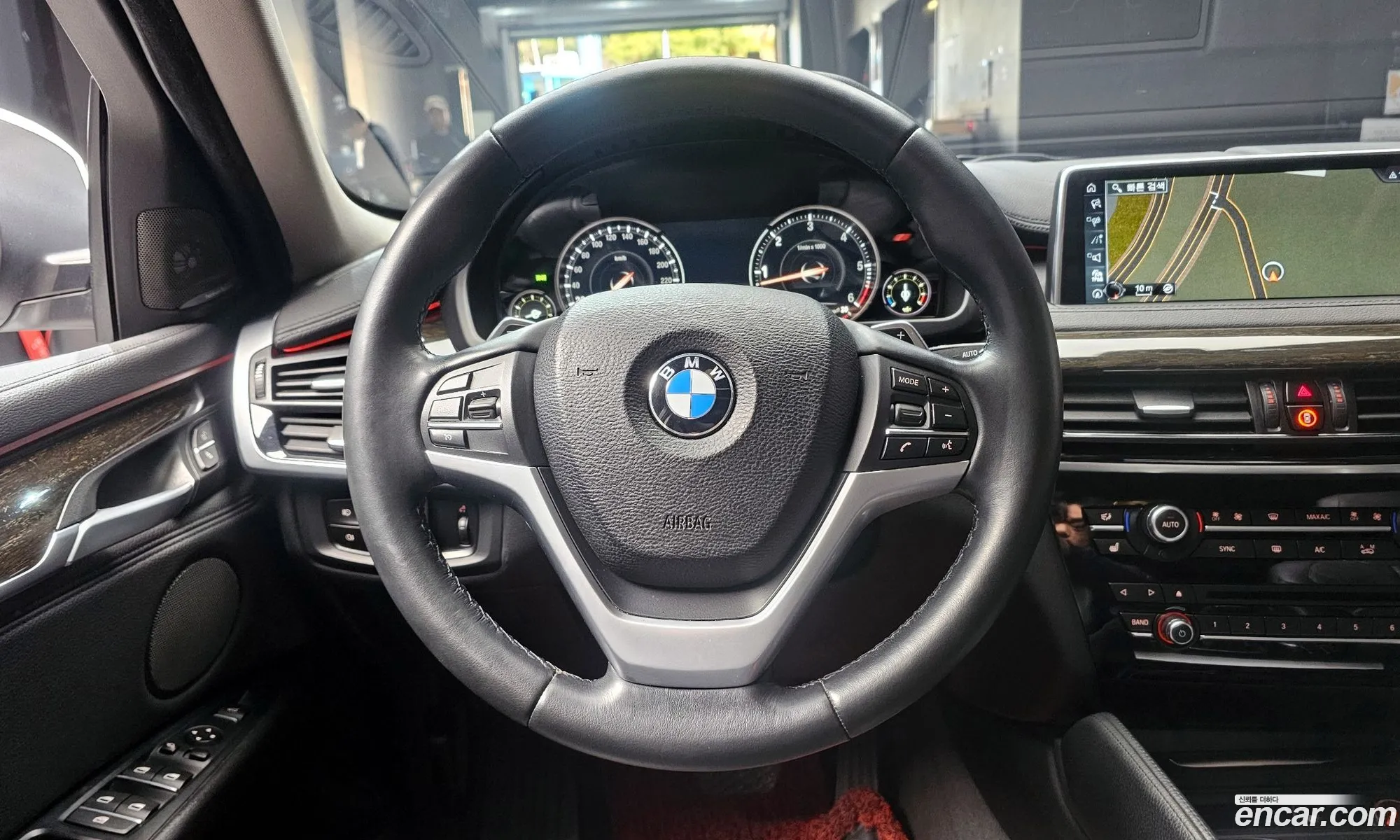 BMW X6 2017 — 11