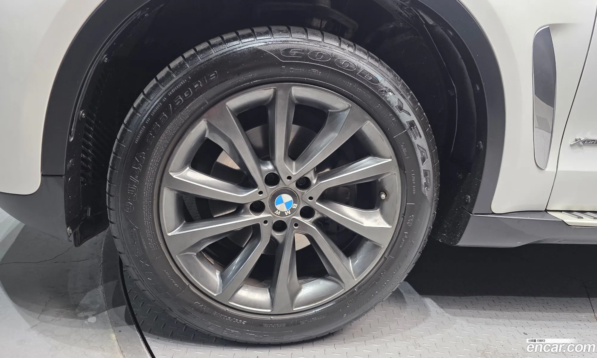 BMW X6 2017 — 7