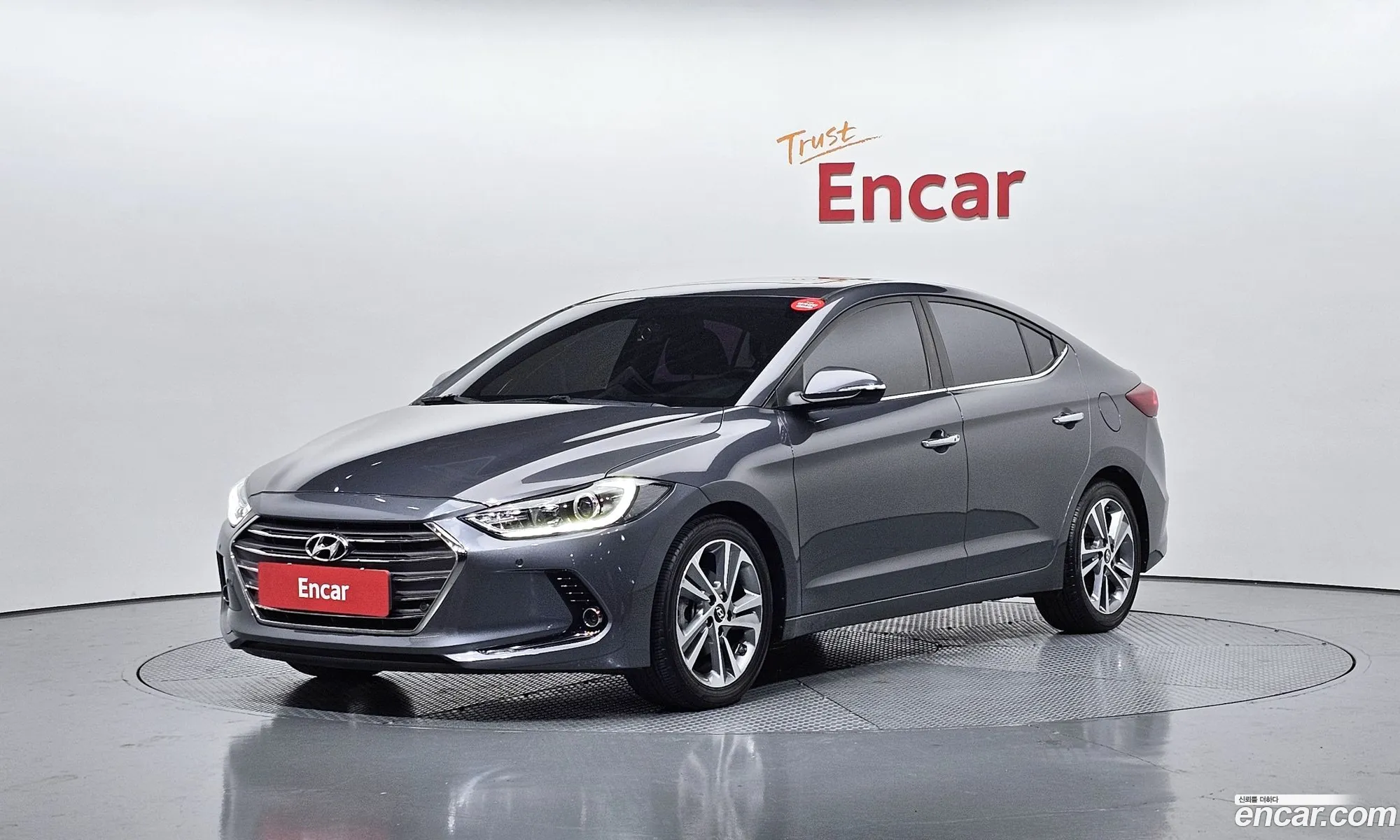 Hyundai Elantra AD 2016 — 13