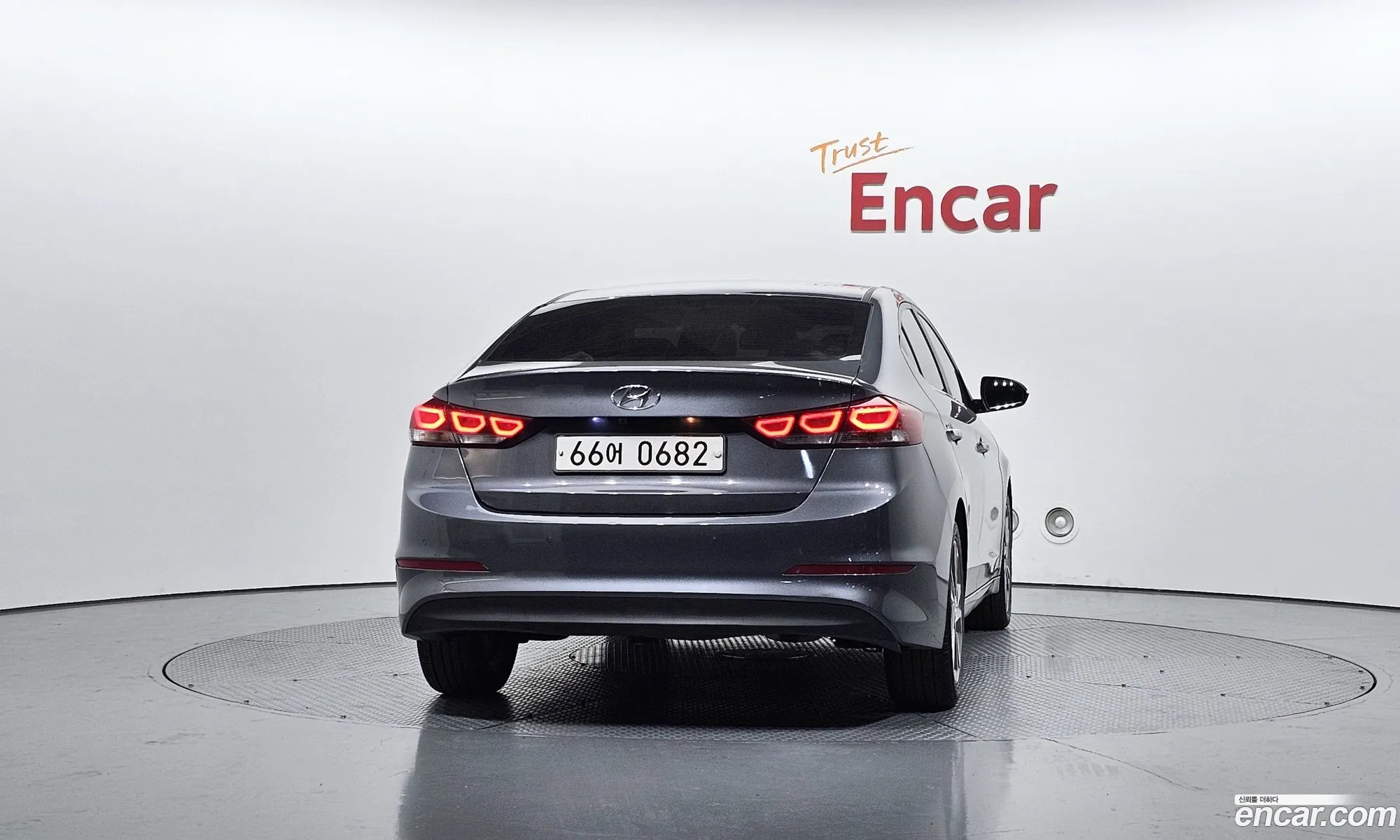 Hyundai Elantra AD 2016 — 3