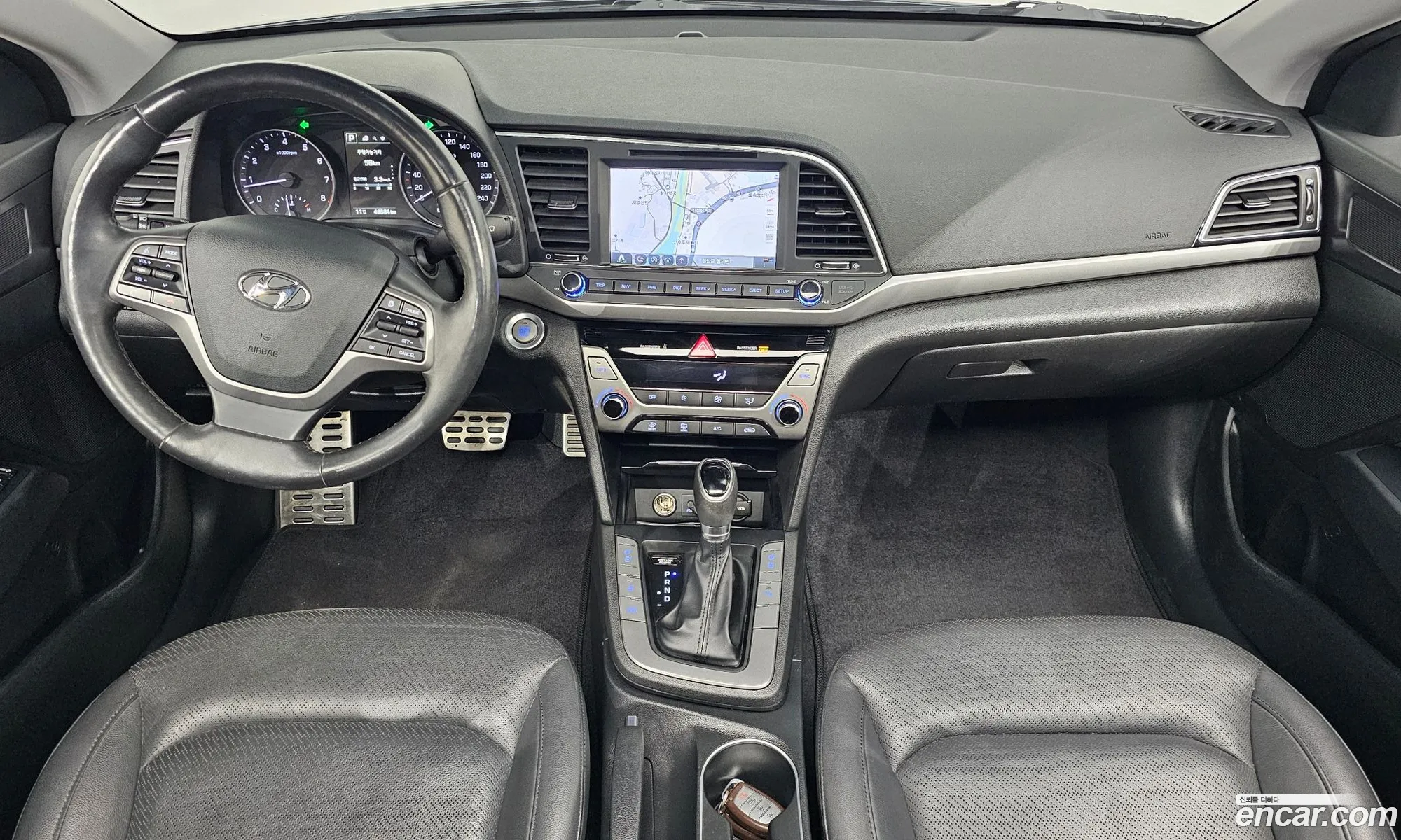 Hyundai Elantra AD 2016 — 7