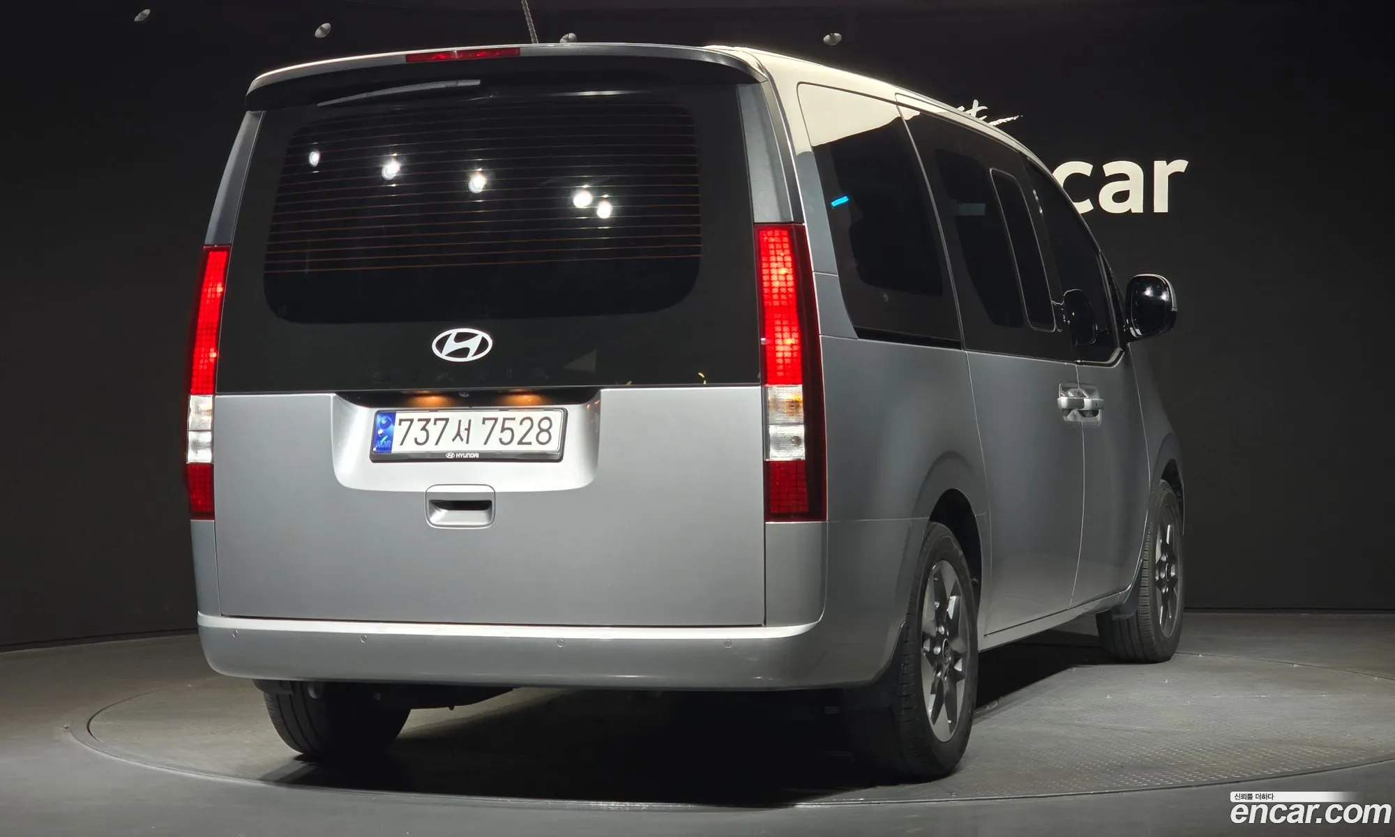 Hyundai Staria 2024 — 14