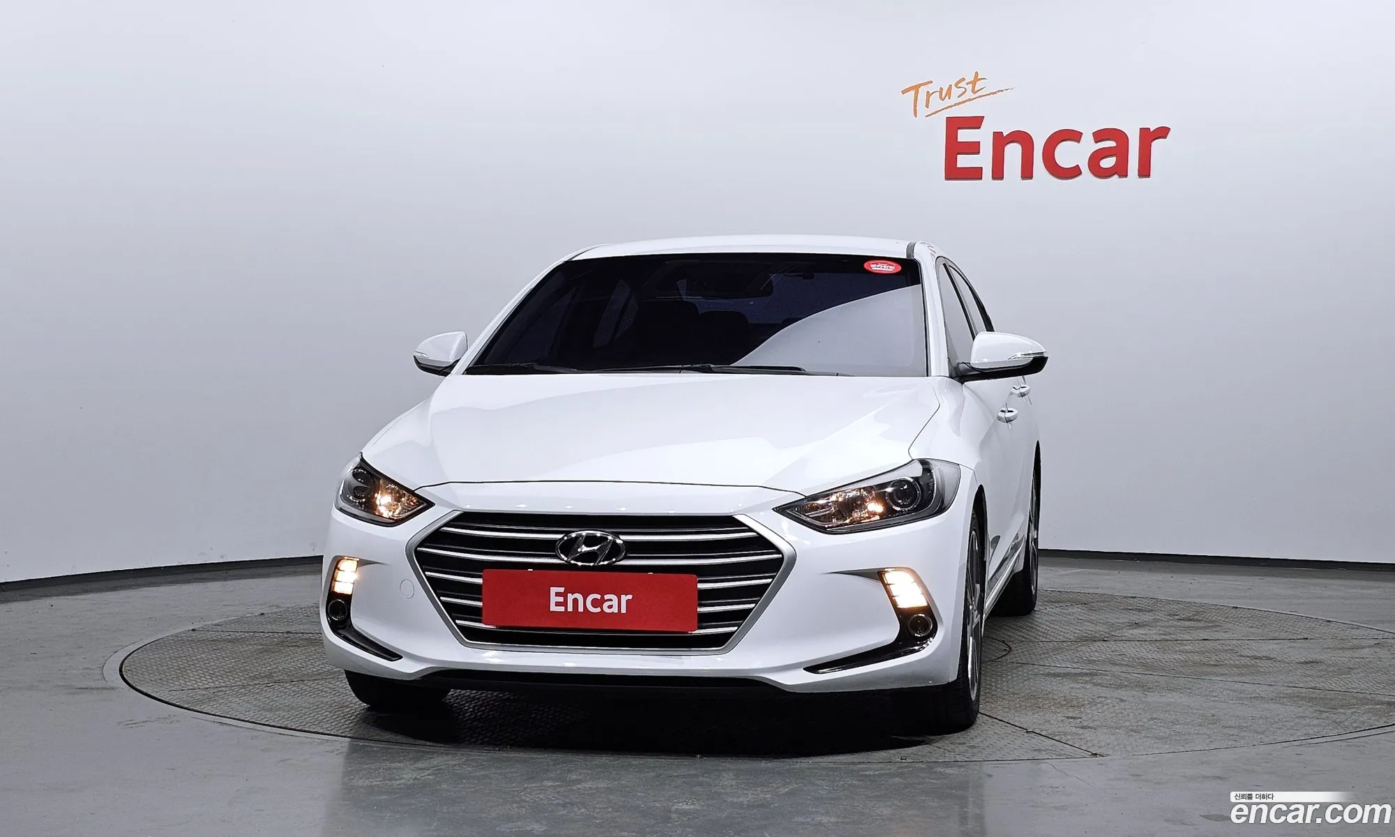Hyundai Elantra AD