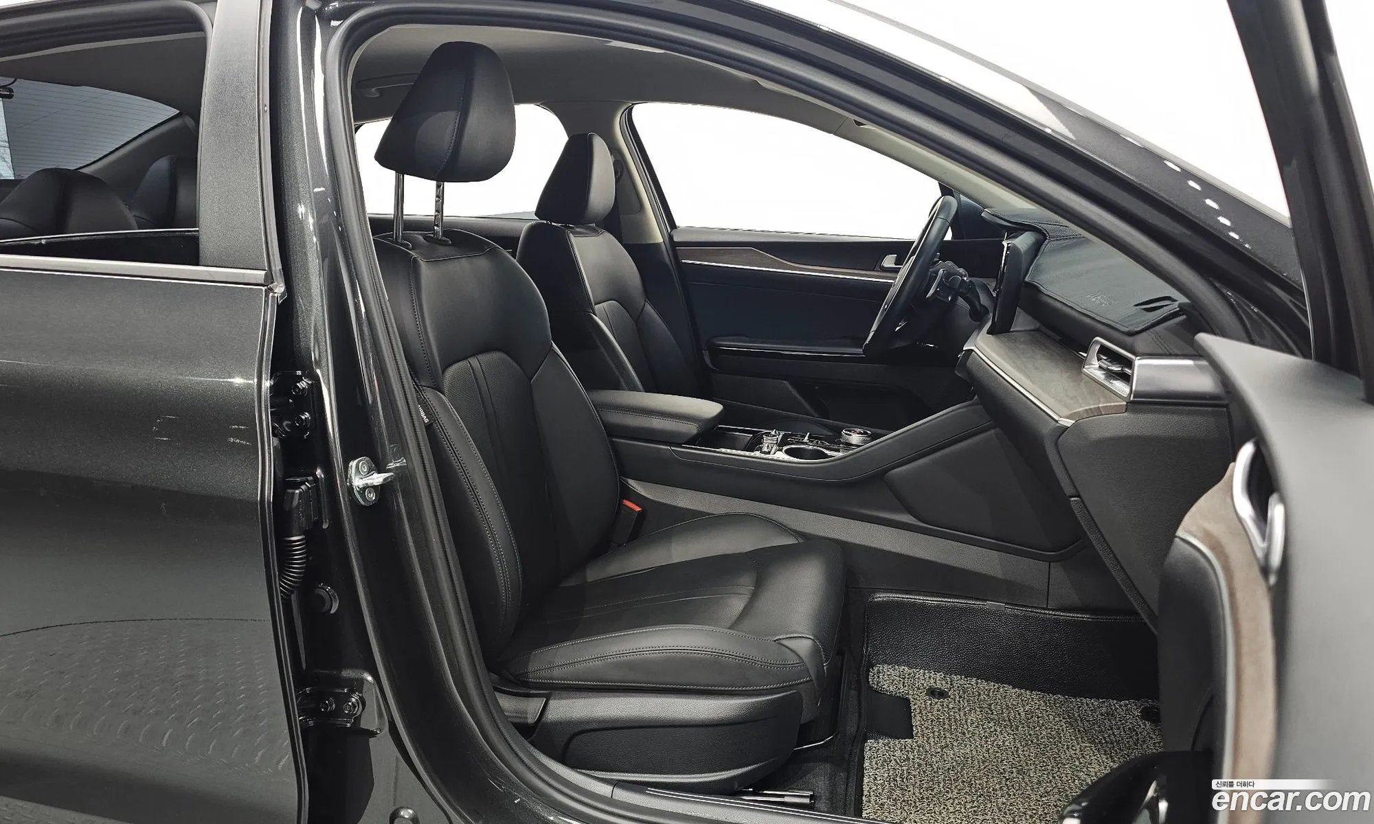Kia K5 Hybrid 2021 — 13