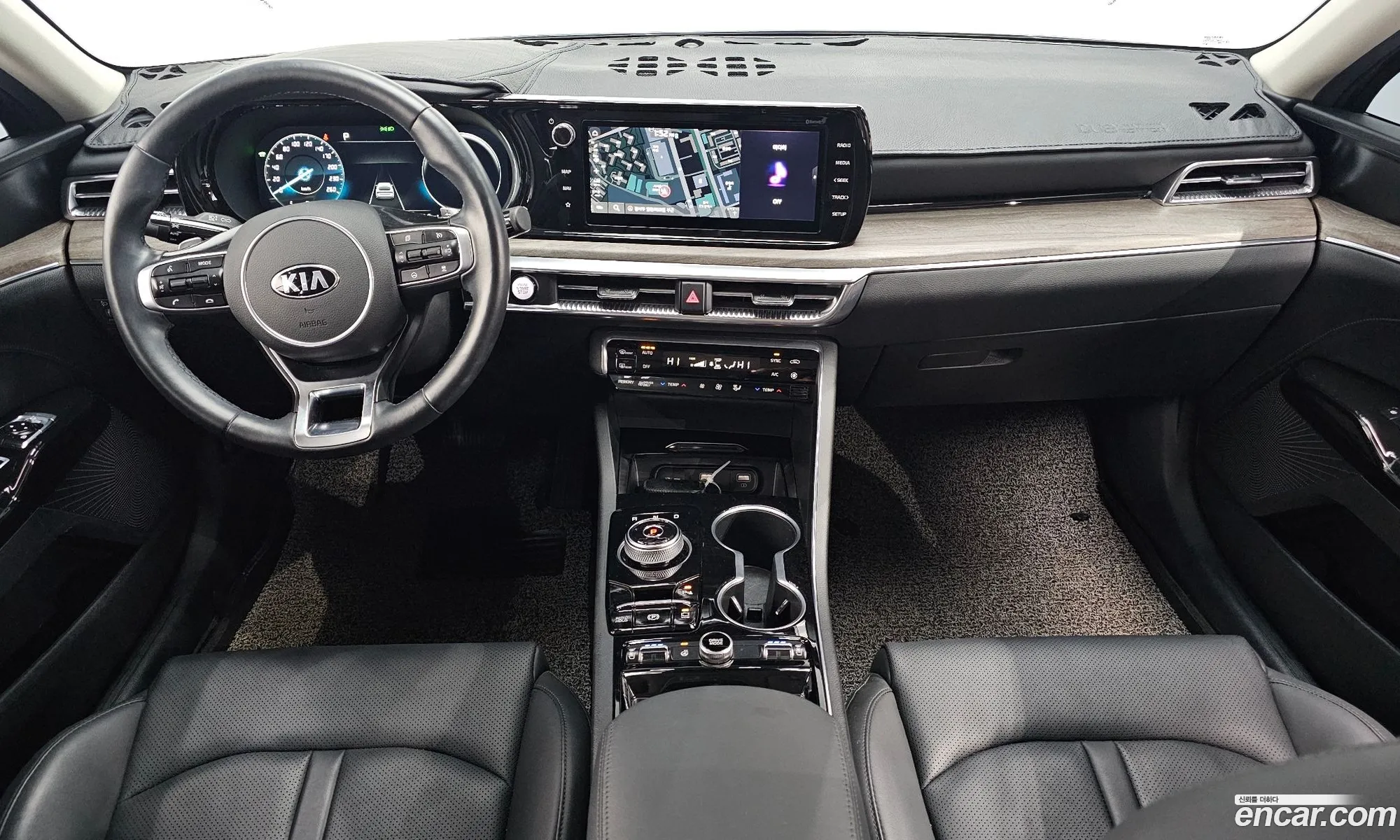 Kia K5 Hybrid 2021 — 9