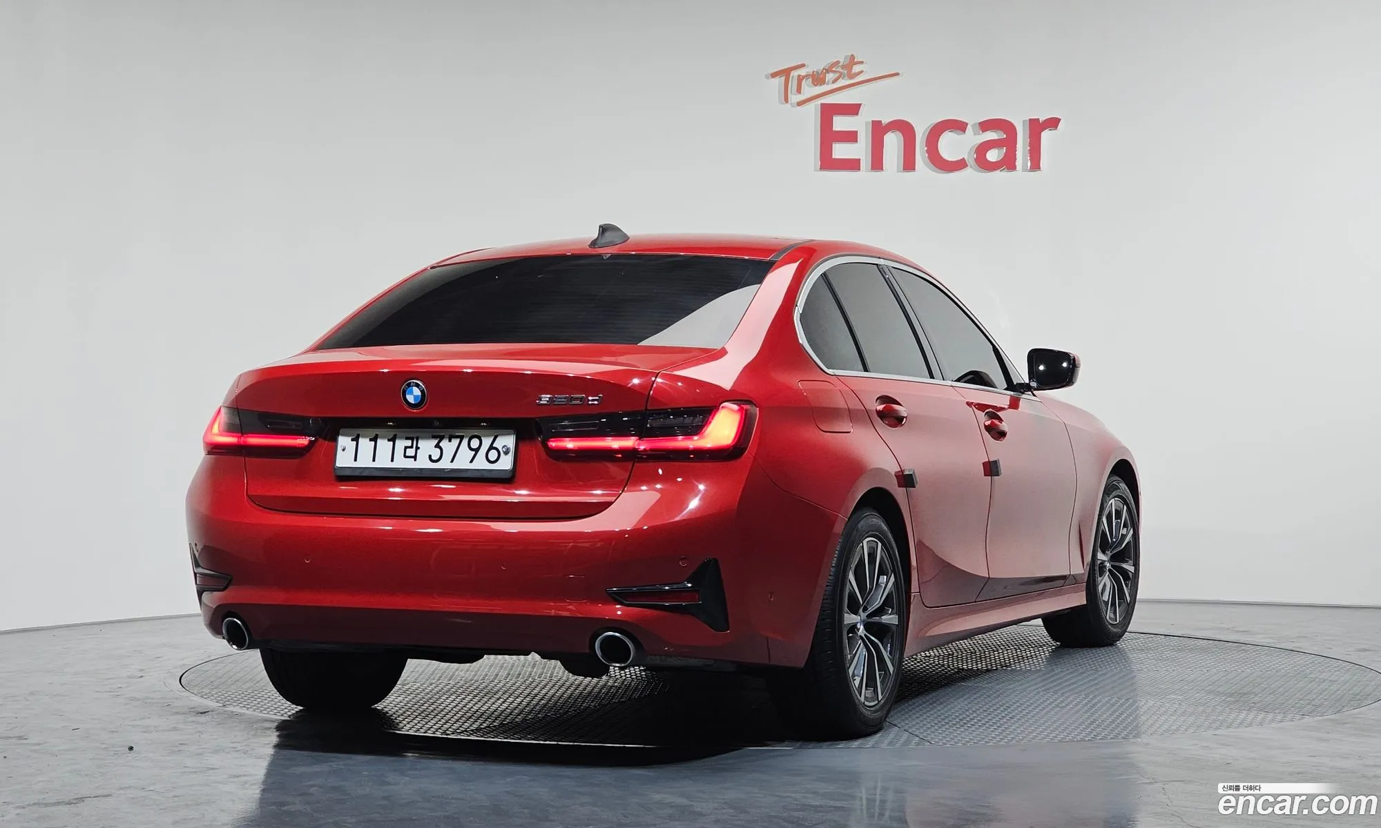 BMW 3 Series 2019 — 16