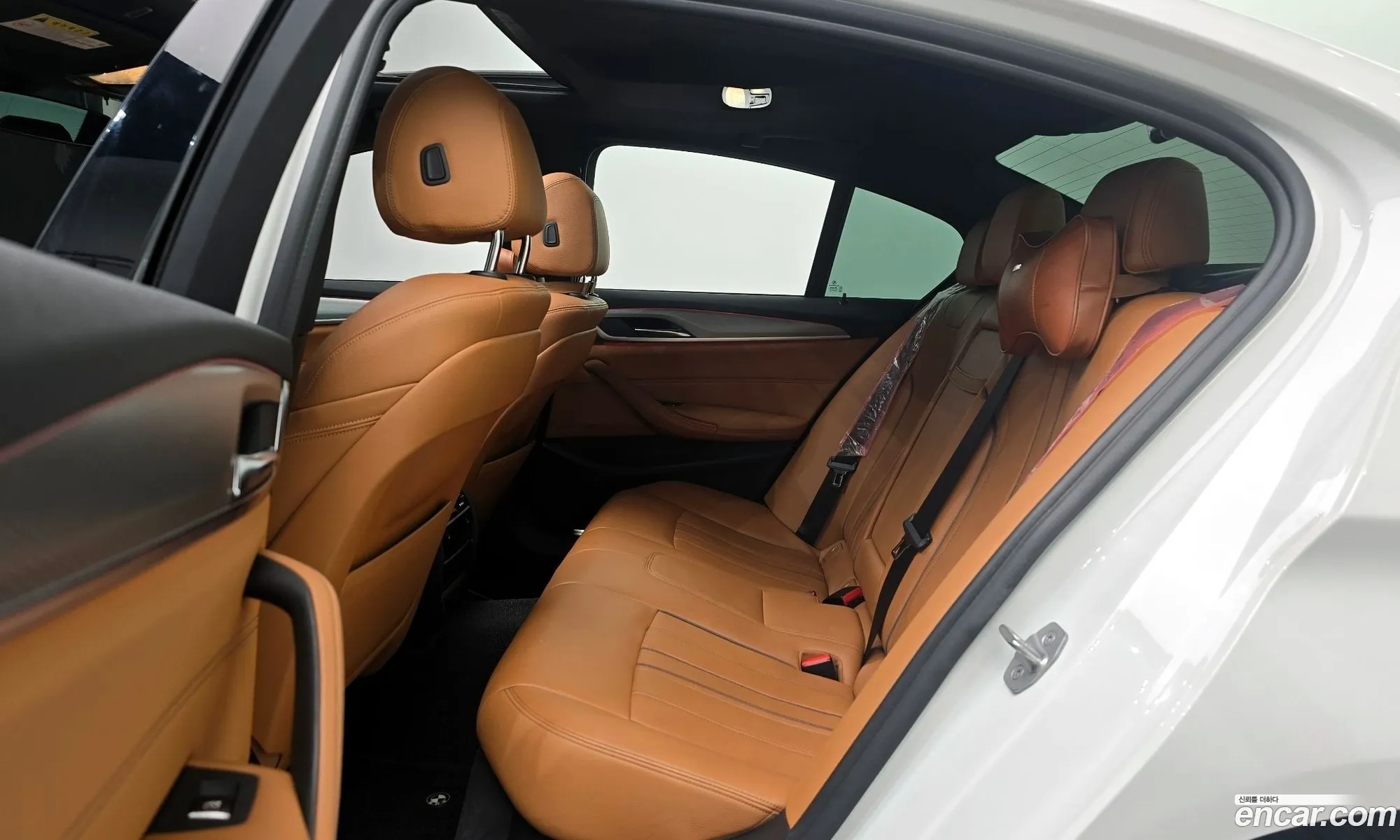 BMW 5 Series 2018 WBAJC5100JG861899 — 5