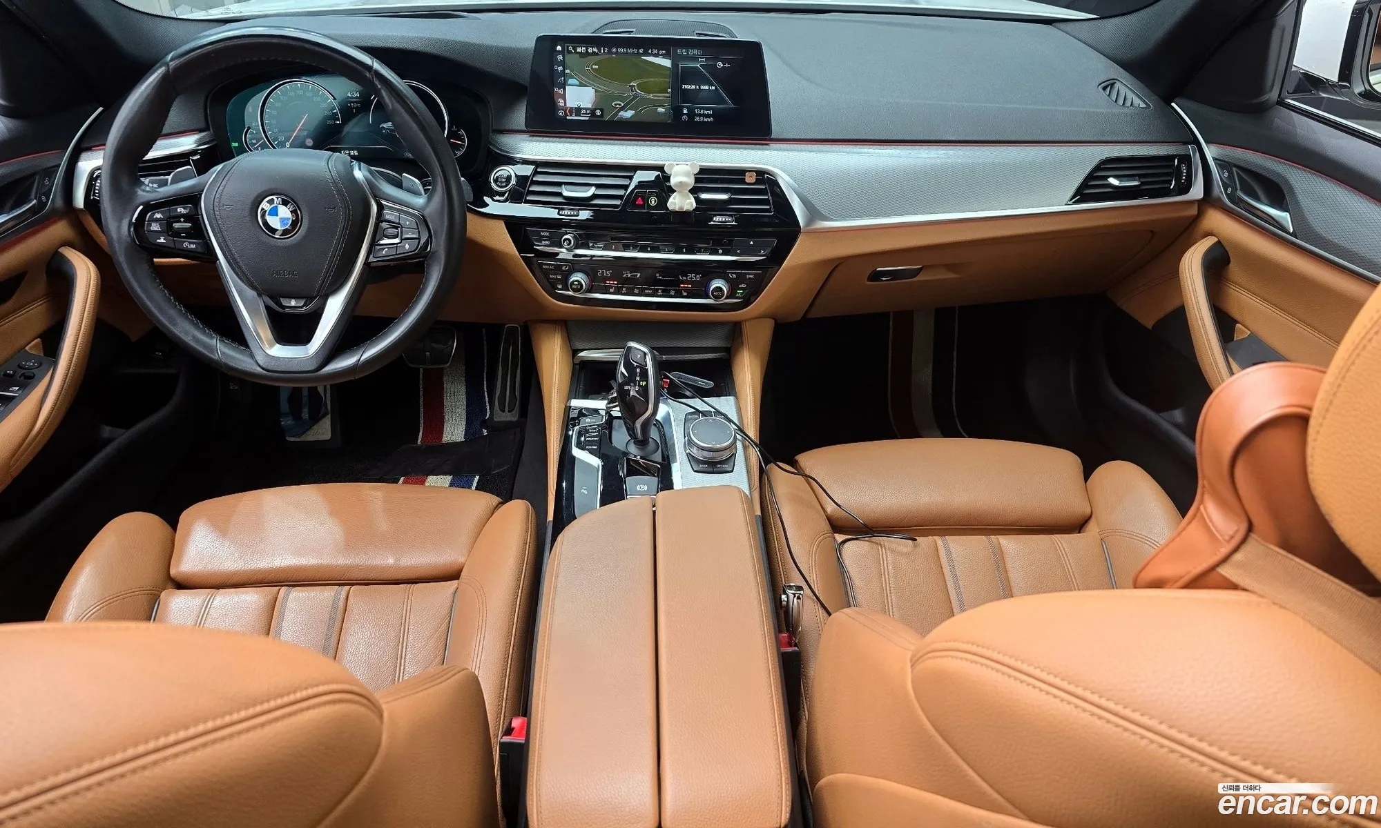 BMW 5 Series 2018 WBAJC5100JG861899 — 16