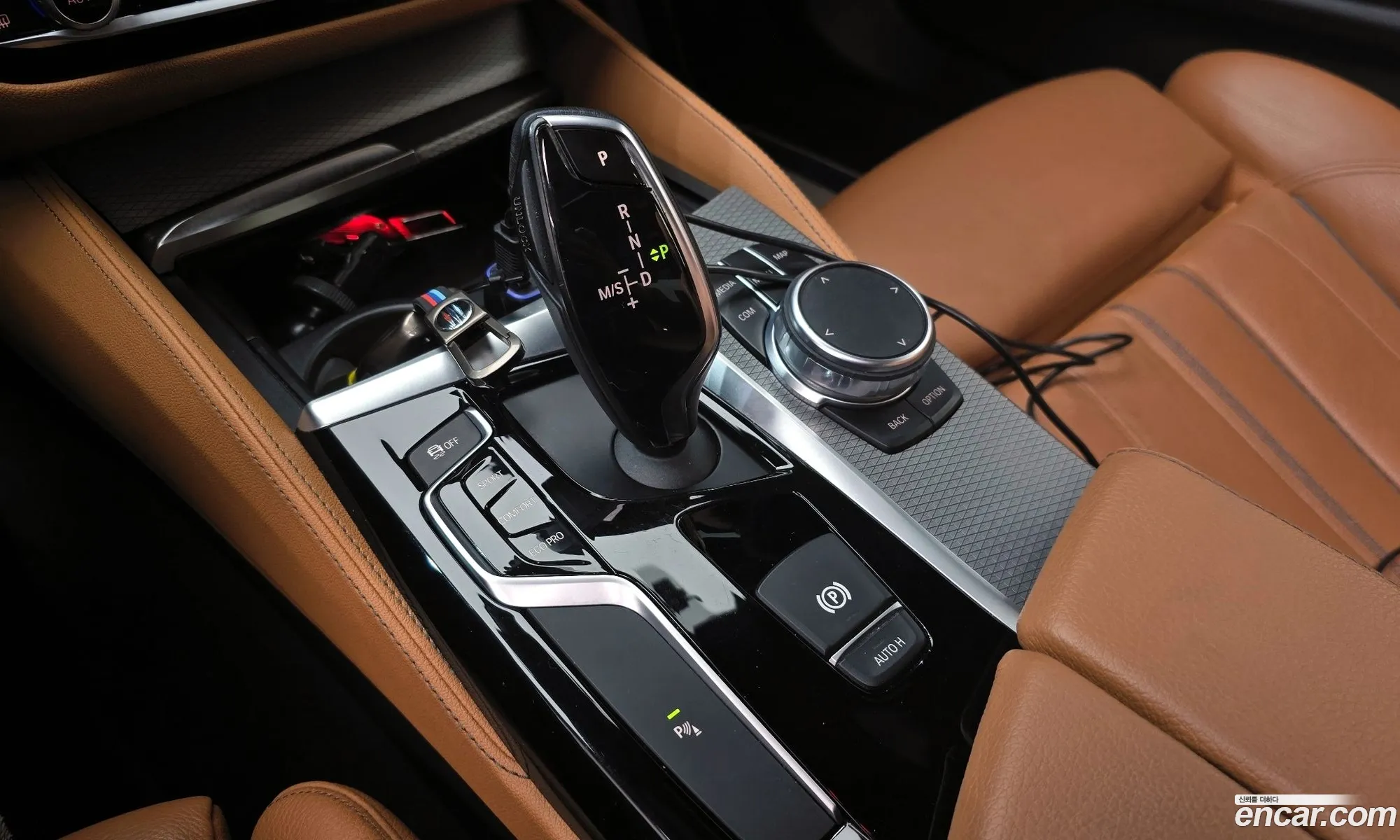 BMW 5 Series 2018 WBAJC5100JG861899 — 10
