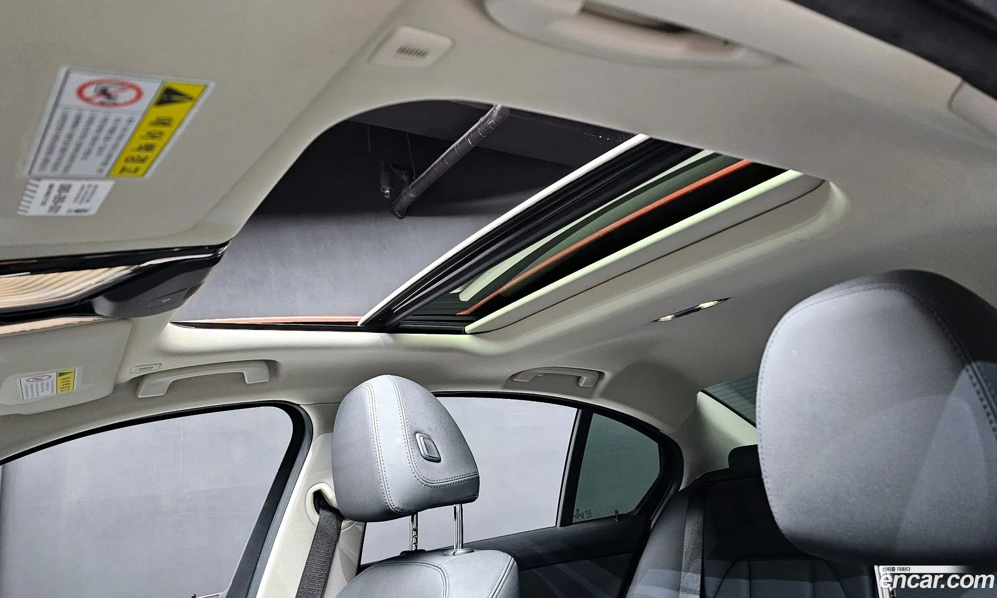 BMW 3 Series 2019 WBA5V5103KFH05426 — 3