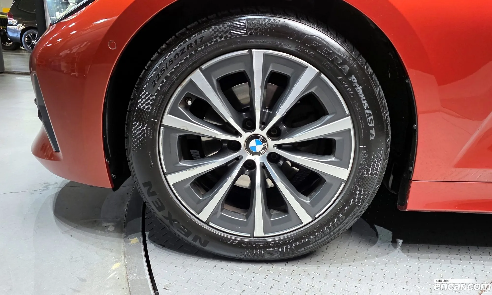 BMW 3 Series 2019 WBA5V5103KFH05426 — 18