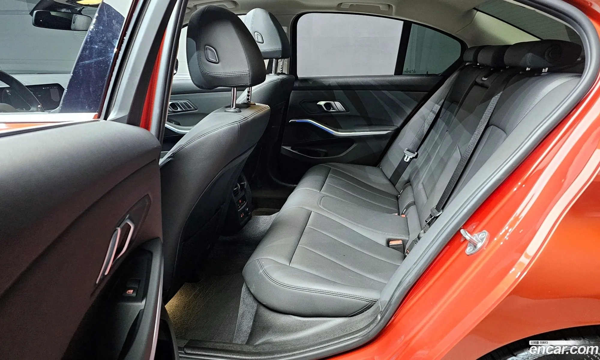 BMW 3 Series 2019 WBA5V5103KFH05426 — 10