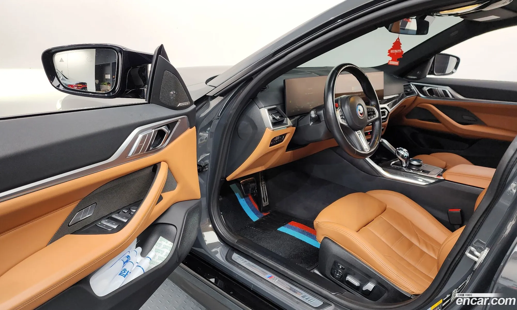 BMW i4 2023 WBY31AW05PFP05759 — 4