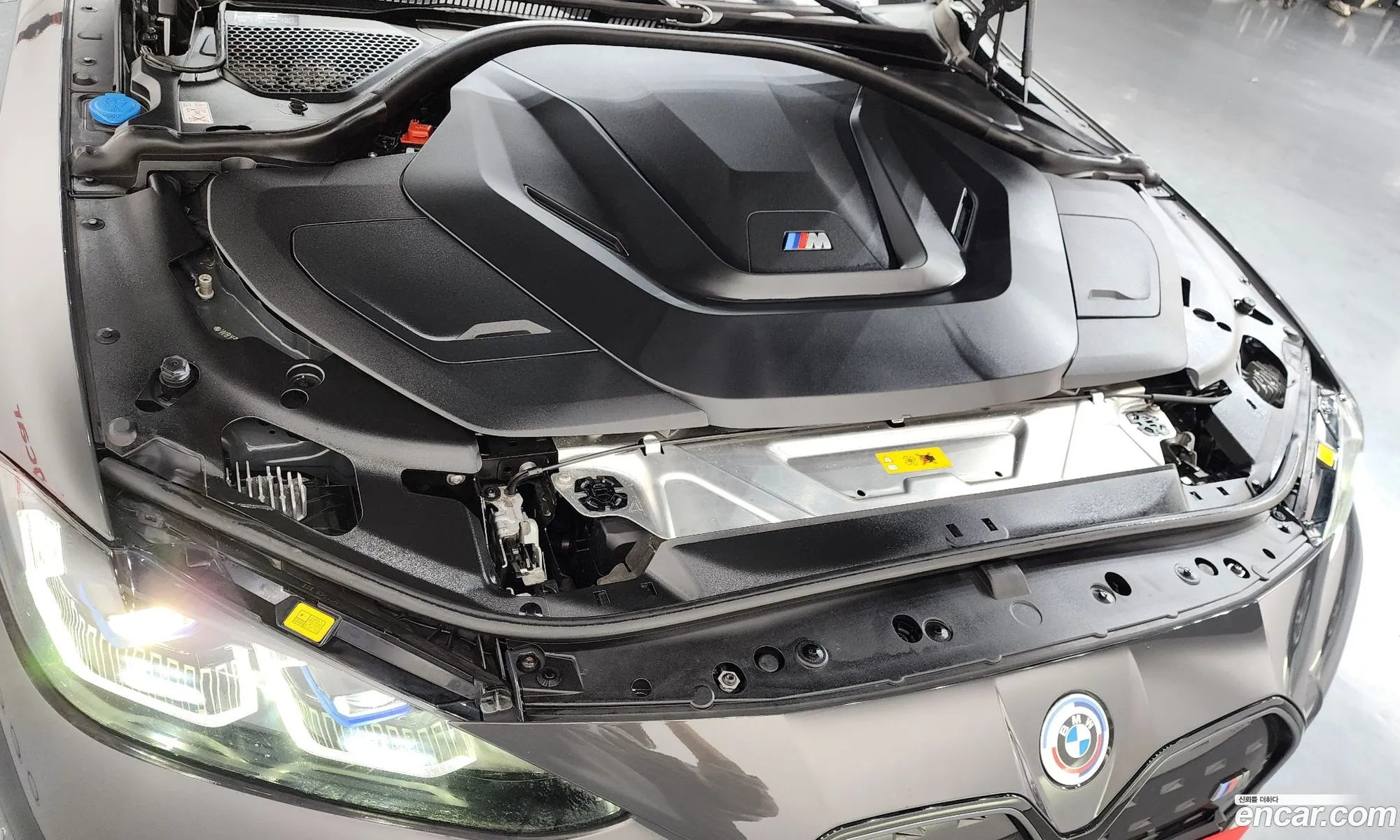 BMW i4 2023 WBY31AW05PFP05759 — 15