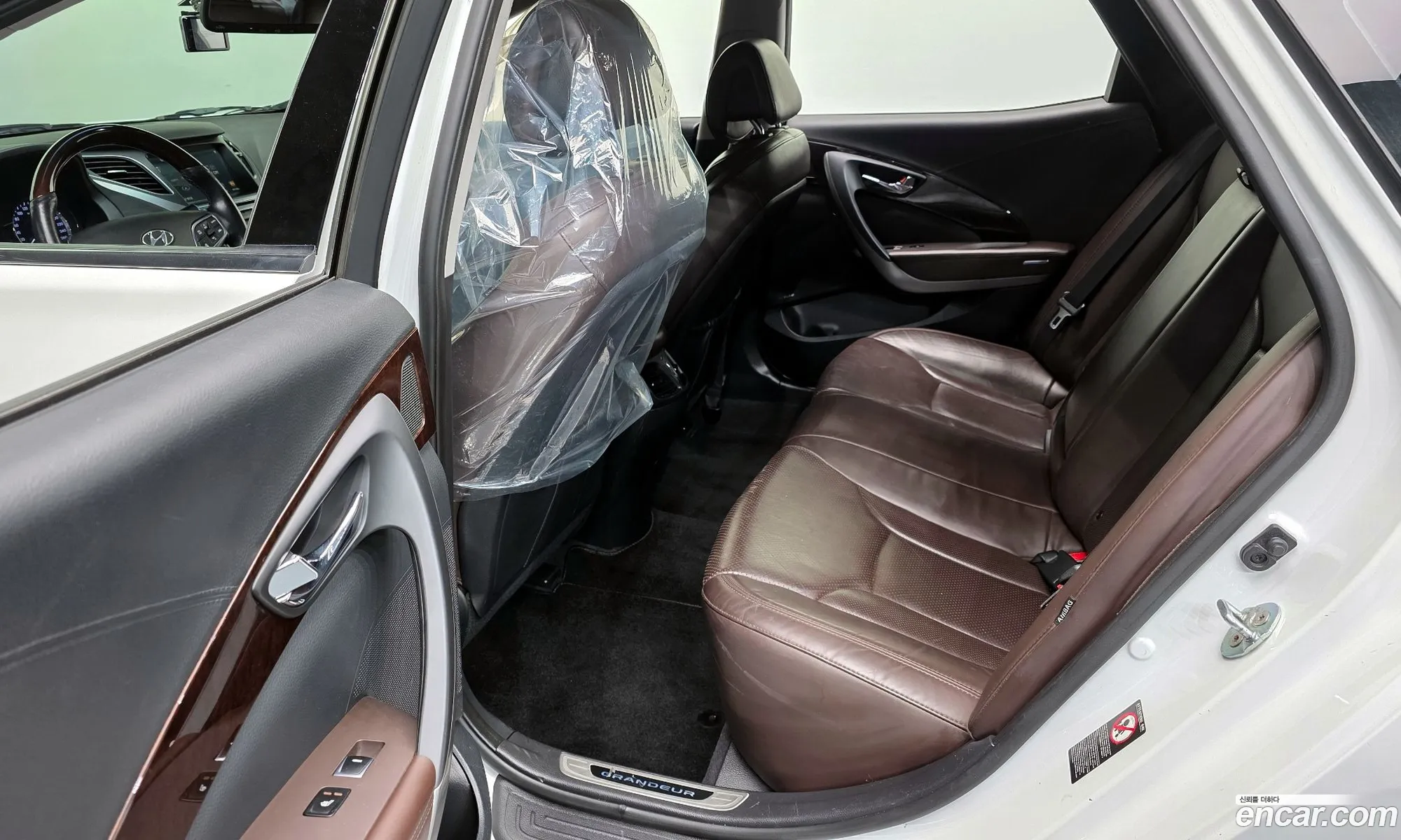 Hyundai Grandeur HG Hybrid 2016 — 4