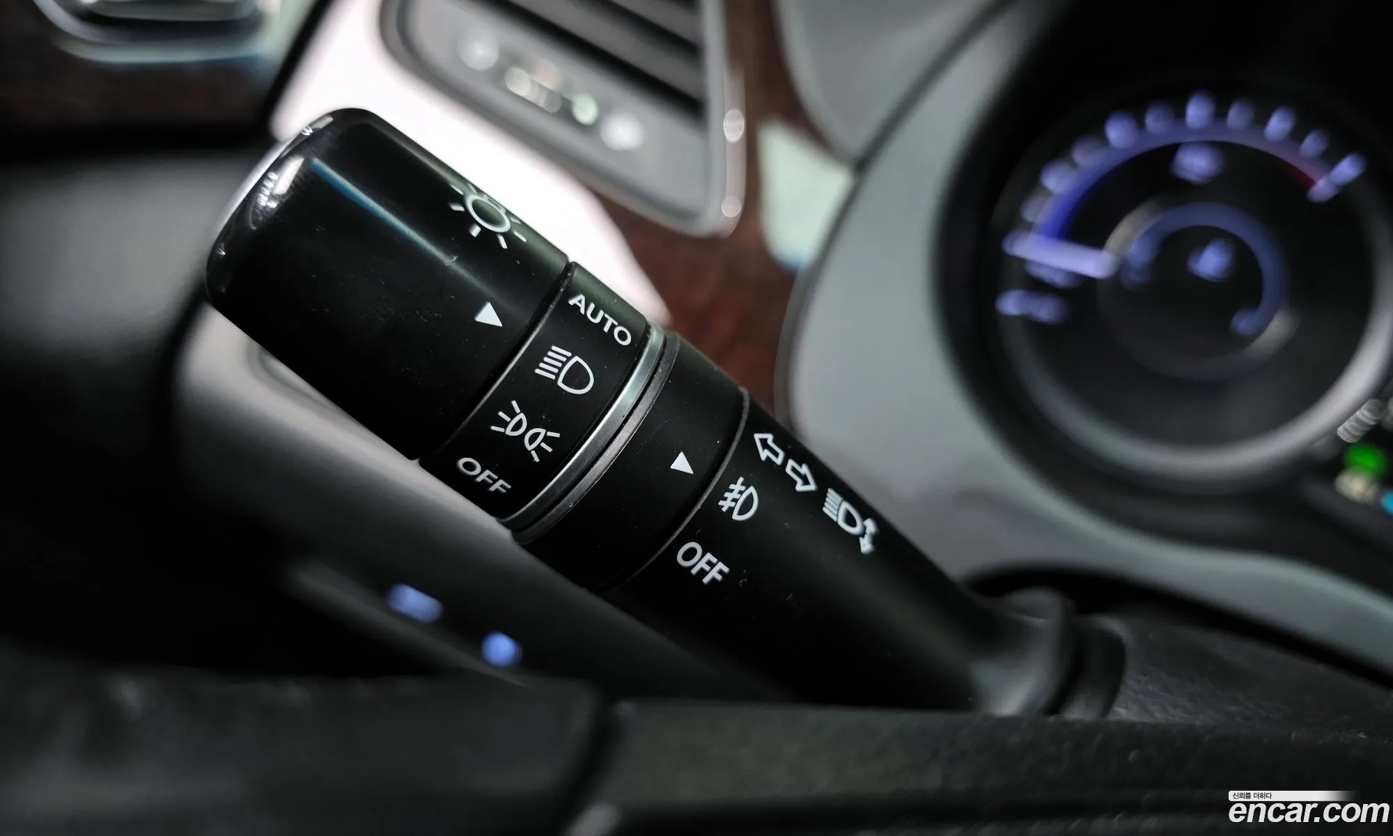 Hyundai Grandeur HG Hybrid 2016 — 8
