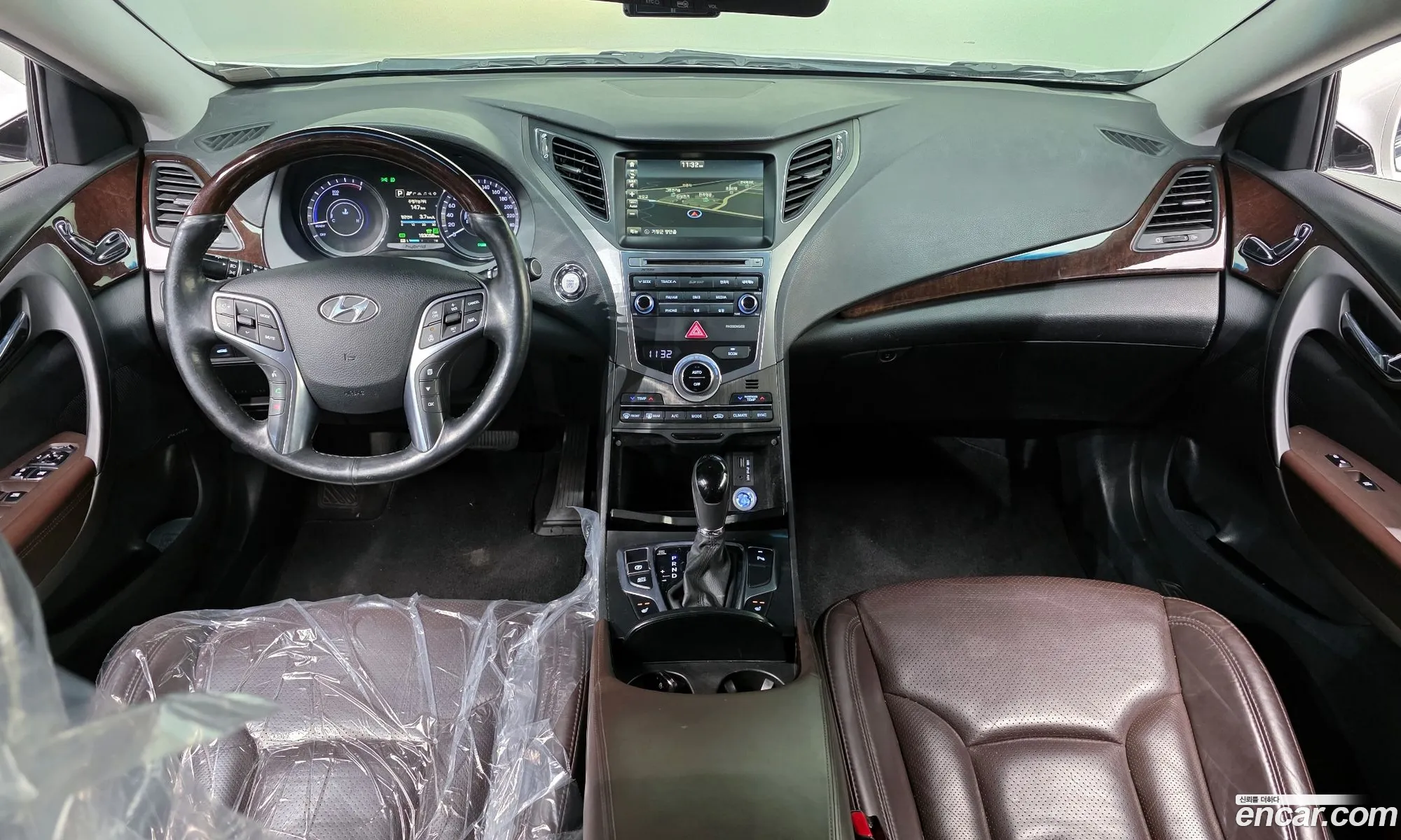 Hyundai Grandeur HG Hybrid 2016 — 6