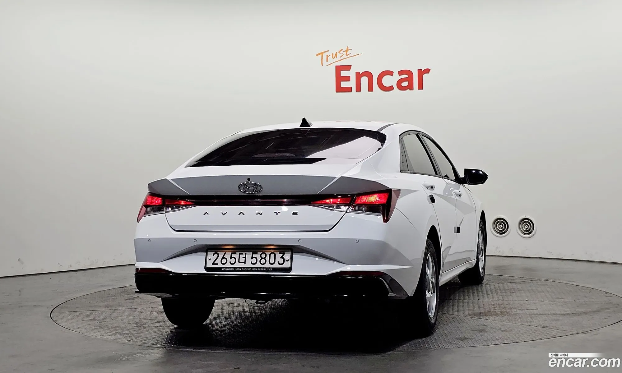 Hyundai Elantra 2020 — 3